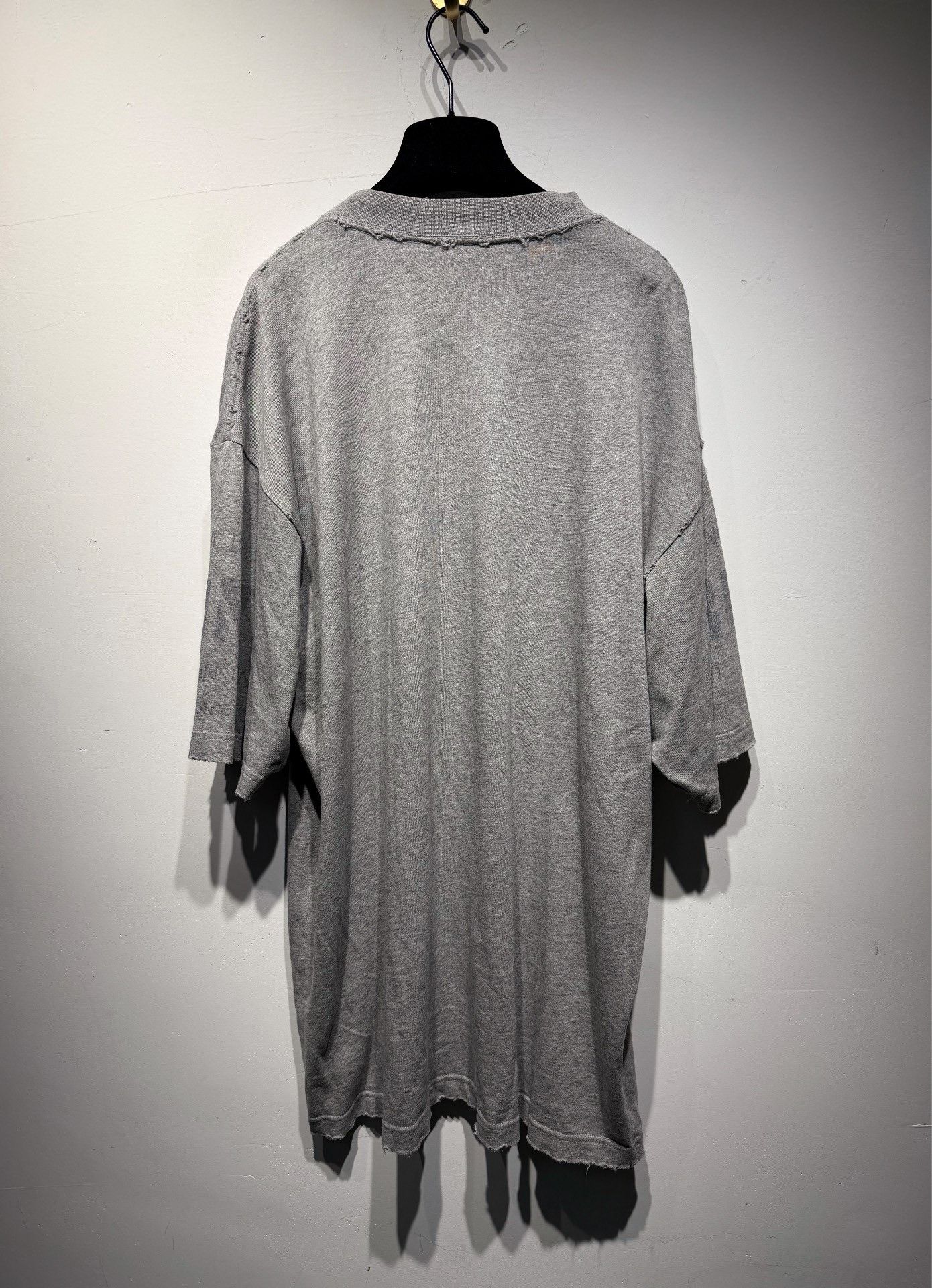 Balenciaga Balenciaga Retro Printed Gray T-Shirt S Women Size S / US 4 / IT 40 - 2 Thumbnail