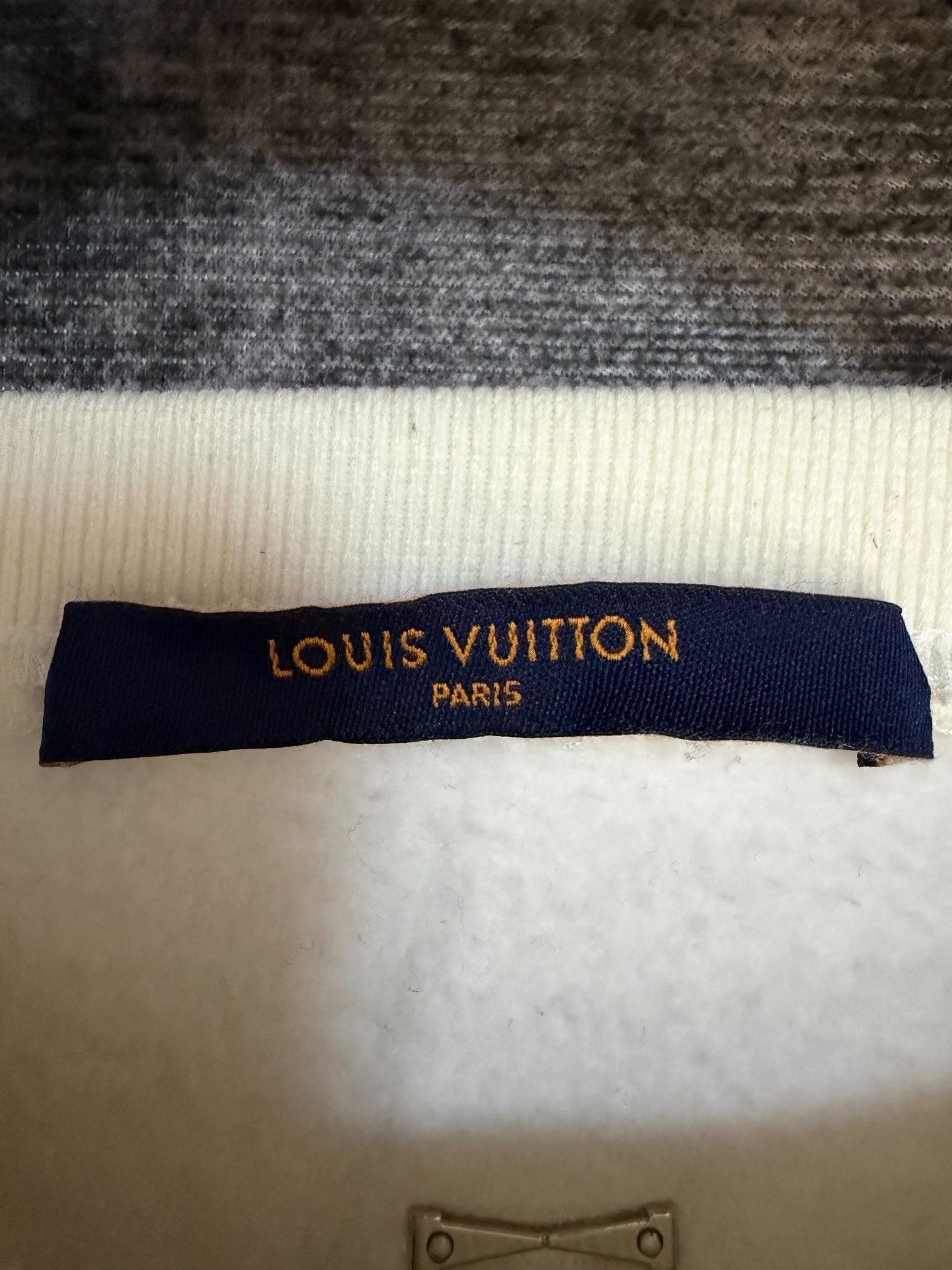 Louis Vuitton Louis Vuitton Hoodie XL Men Size US XL / EU 56 / 4 - 3 Thumbnail