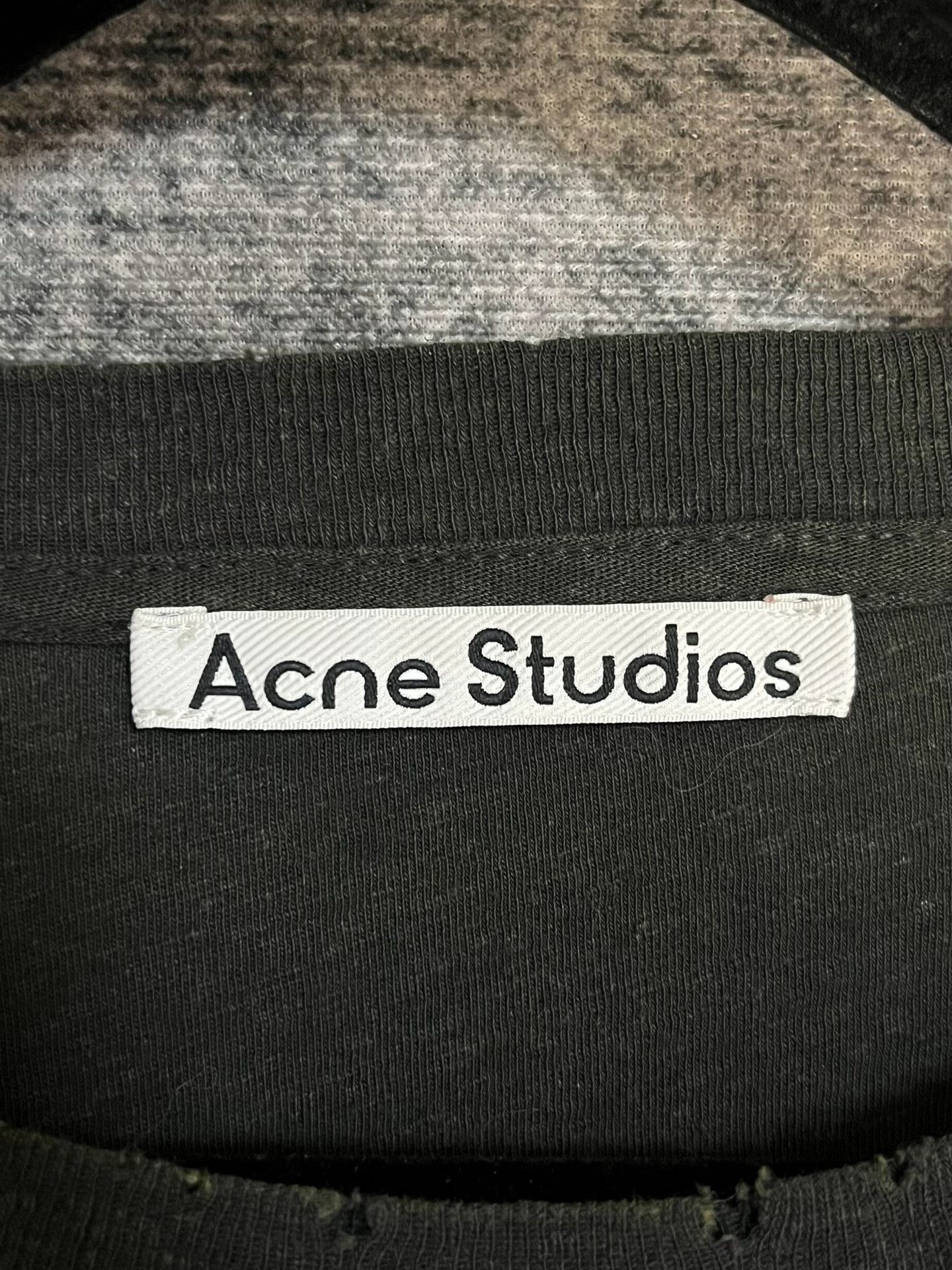 Acne Studios Acne Studios Printed T-Shirt L Men Size US L / EU 52-54 / 3 - 3 Thumbnail