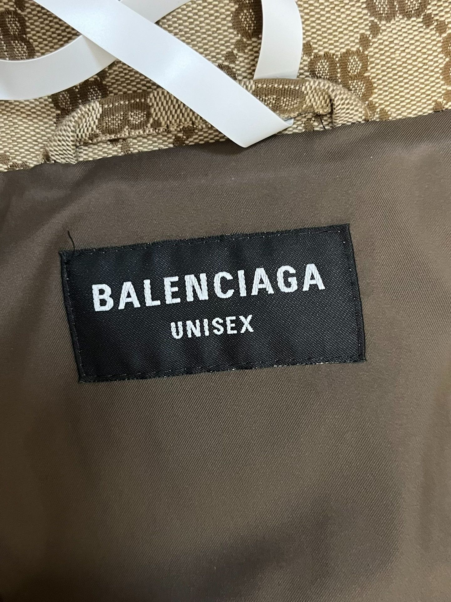 Balenciaga Balenciaga Collab Beige Heavy Coat 46 Men Size US L / EU 52-54 / 3 - 3 Thumbnail