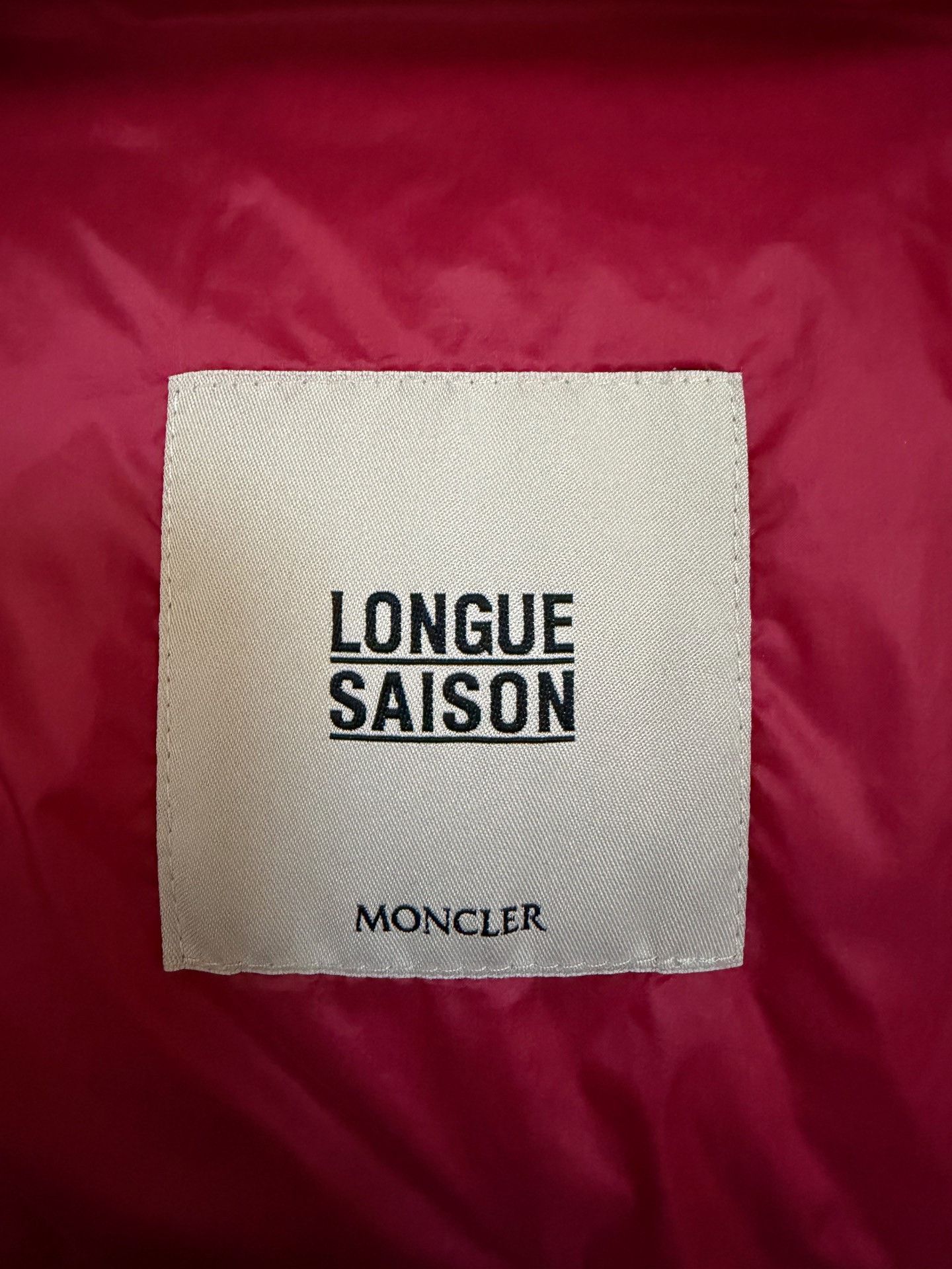Moncler Moncler Down Cropped Red Down Jacket 2 Women Size XS / US 0-2 / IT 36-38 - 3 Thumbnail