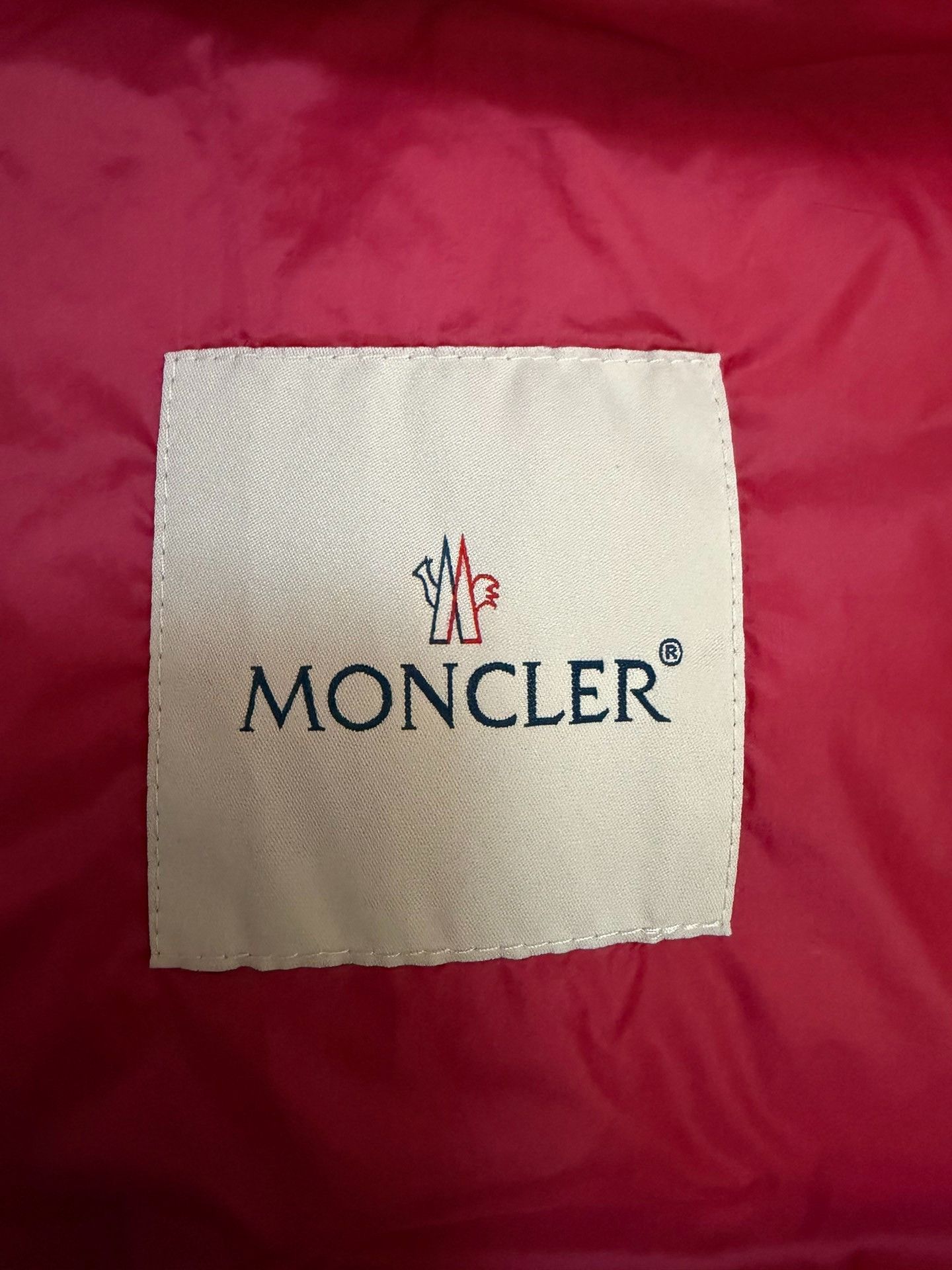 Moncler Moncler Down Cropped Red Down Jacket 2 Women Size XS / US 0-2 / IT 36-38 - 4 Thumbnail