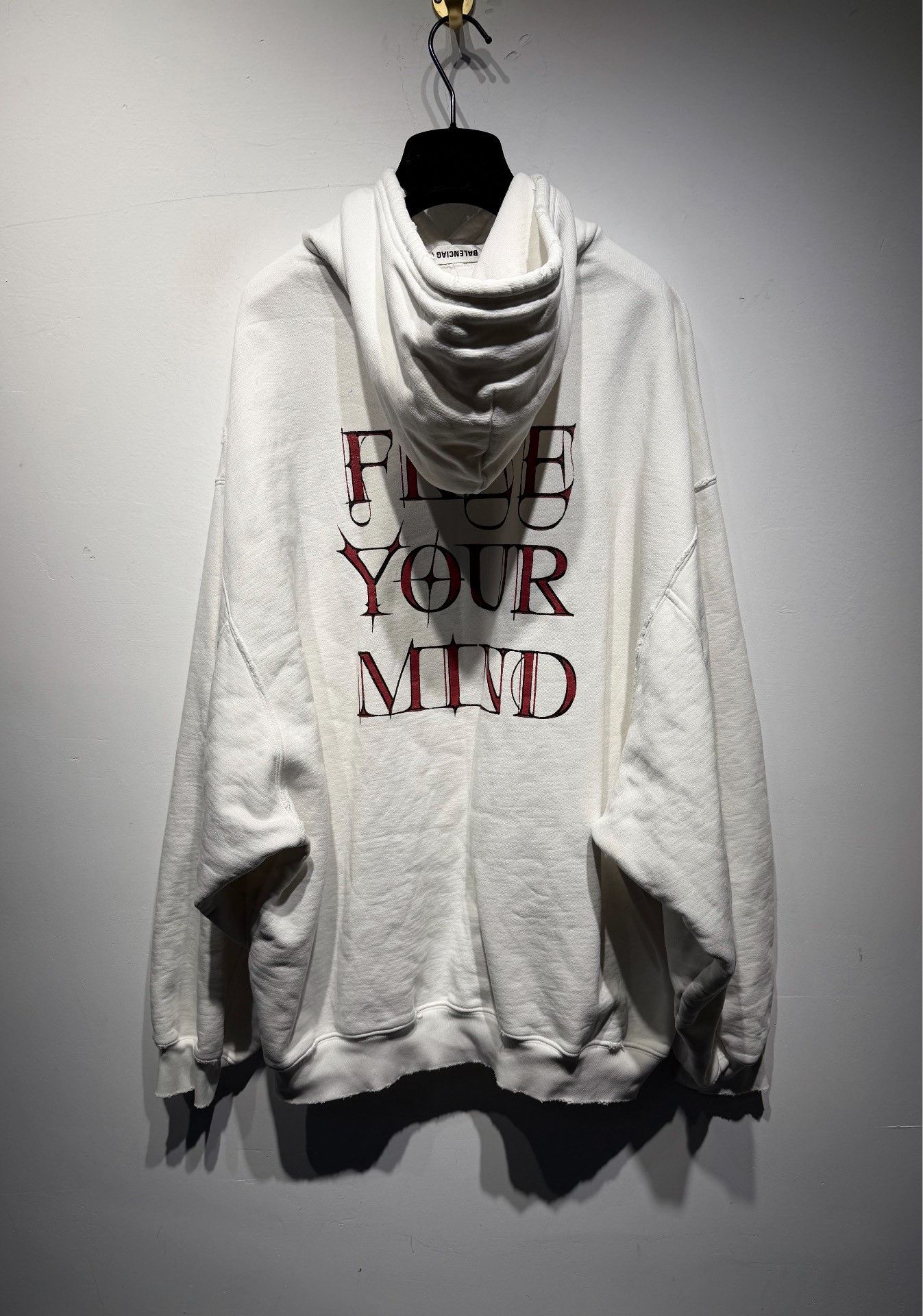 Balenciaga Balenciaga White Hoodie XS Men Size US XS / EU 42 / 0 - 2 Thumbnail