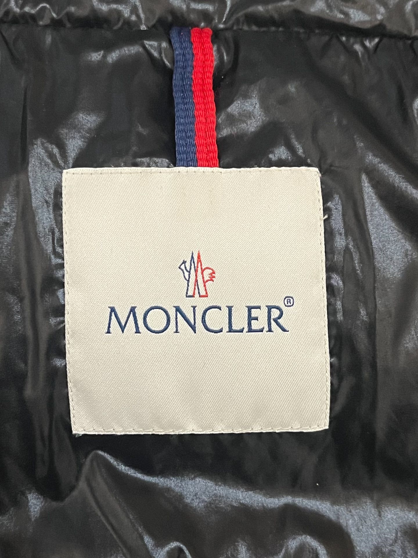 Moncler Moncler Retro Embroidered Black Heavy Coat 2 Men Size US XS / EU 42 / 0 - 4 Thumbnail