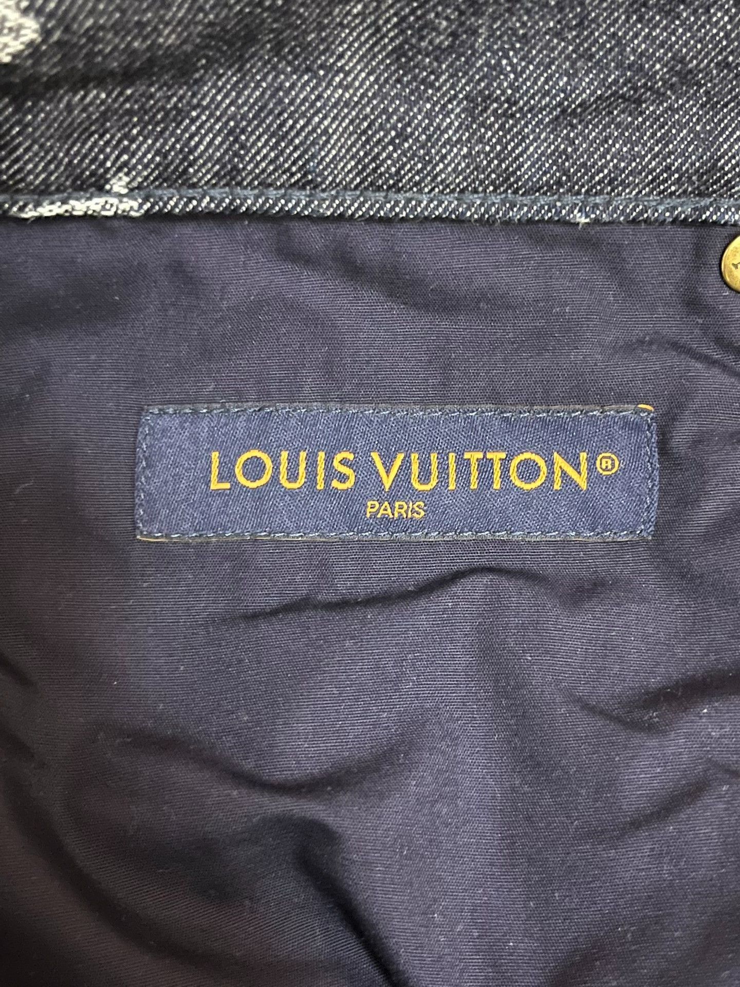 Louis Vuitton Louis Vuitton Retro Embroidered Blue Denim Jeans 32 Men Size US 32 / EU 48 - 4 Thumbnail