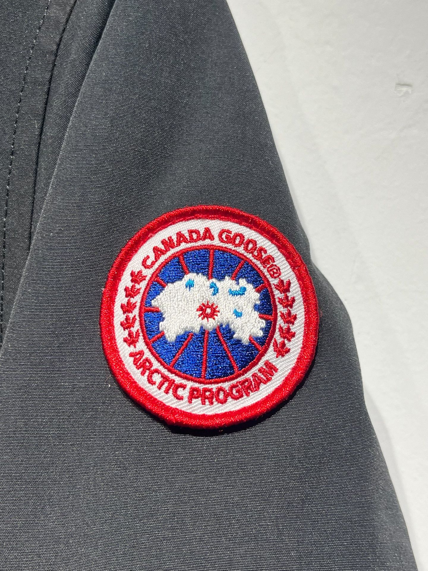 Canada Goose Canada Goose Down Long Down Jacket S Women Size S / US 4 / IT 40 - 3 Thumbnail