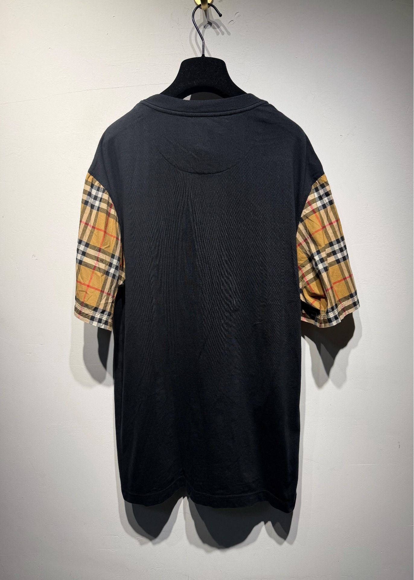 Burberry Burberry Cotton Plaid Black T-Shirt S Women Size S / US 4 / IT 40 - 2 Thumbnail