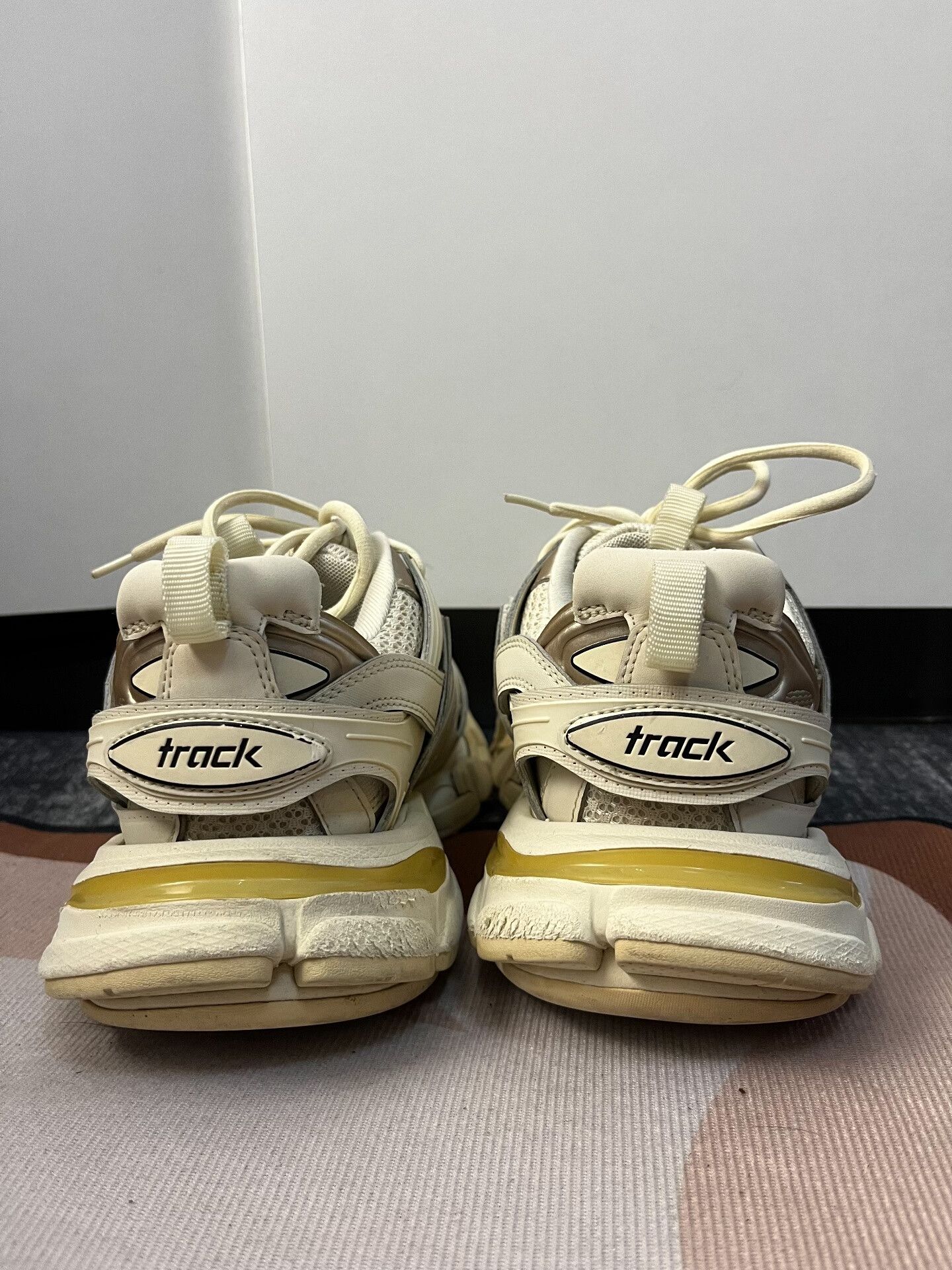 Balenciaga Balenciaga Lowtop Sneakers 37 Women Size US 6.5 / IT 36.5 - 3 Thumbnail