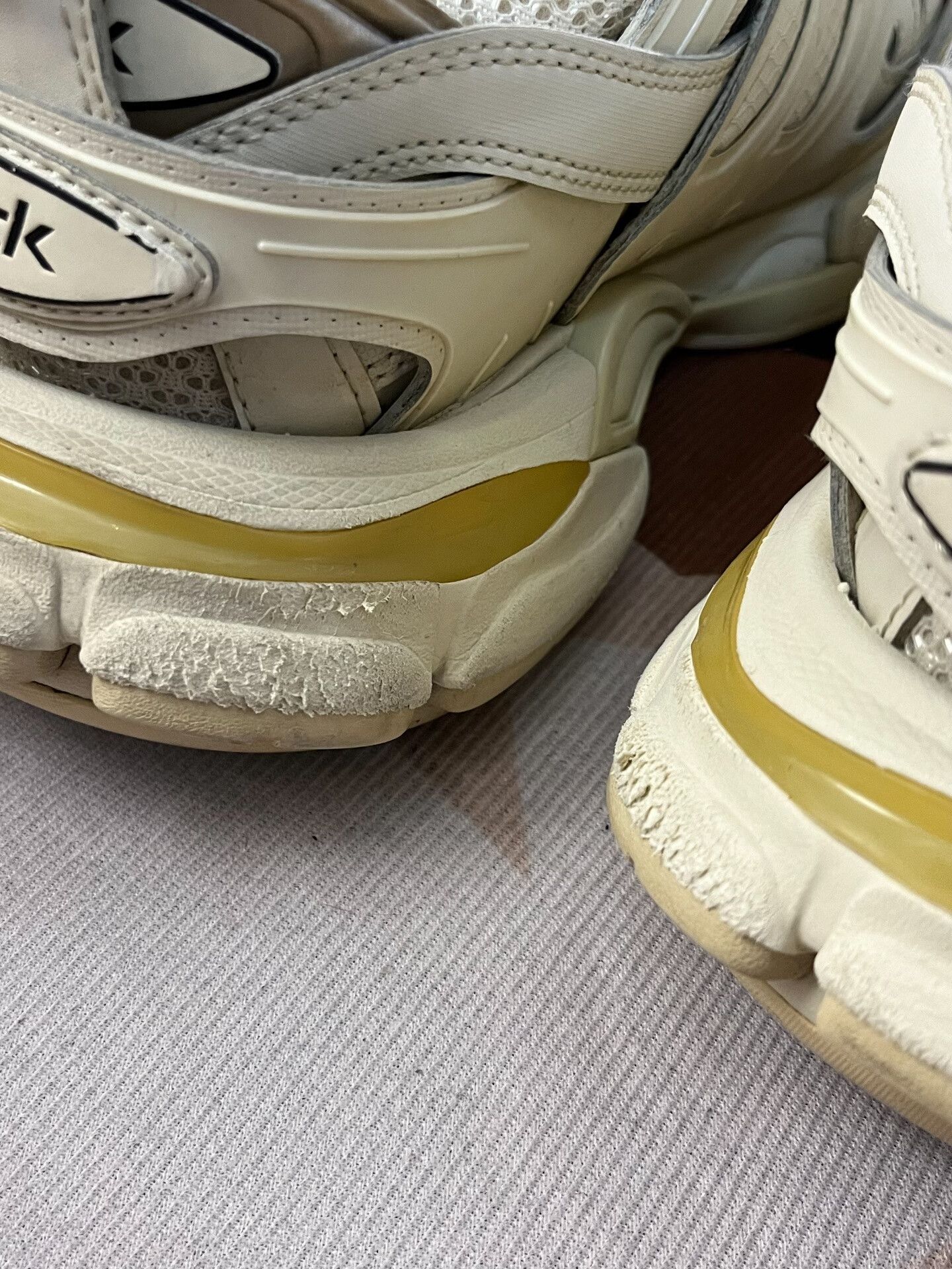 Balenciaga Balenciaga Lowtop Sneakers 37 Women Size US 6.5 / IT 36.5 - 5 Thumbnail