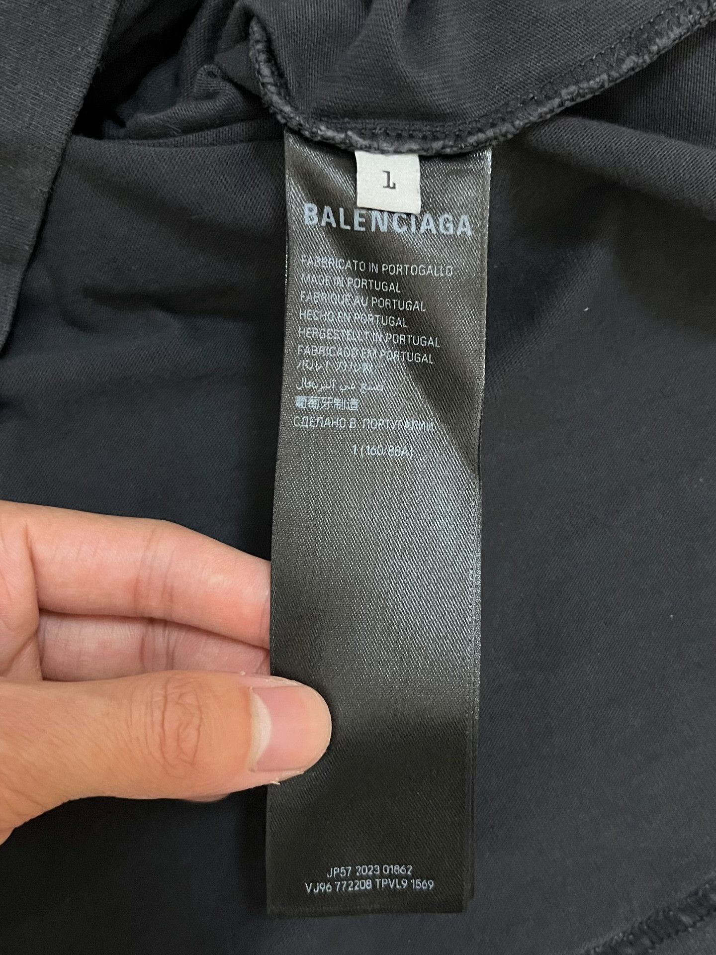 Balenciaga Balenciaga Printed Black T-Shirt 1 Women Size XS / US 0-2 / IT 36-38 - 4 Thumbnail