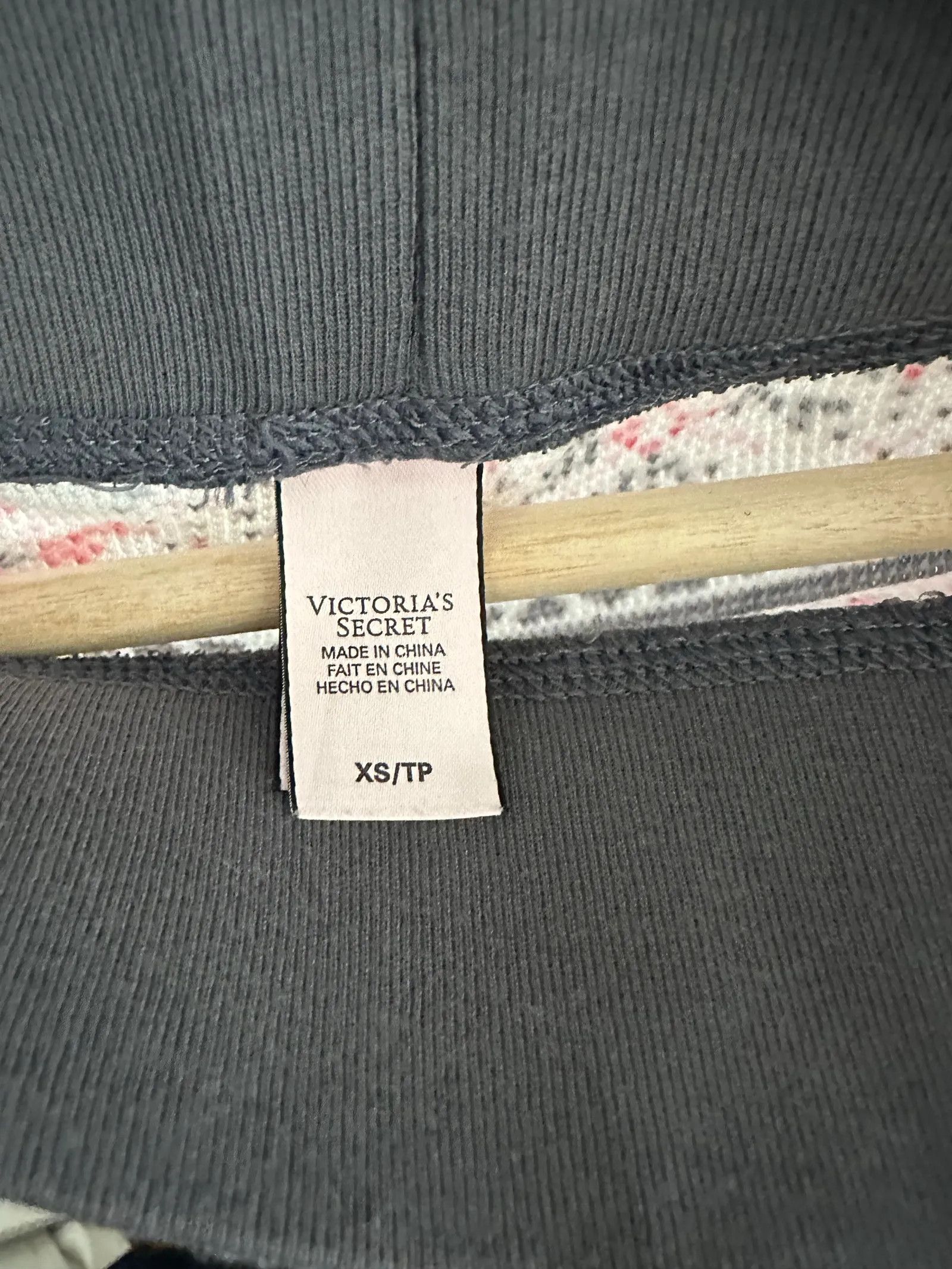 Victoria's Secret Victoria’s Secret Dress Size XS / US 0-2 / IT 36-38 - 2 Thumbnail