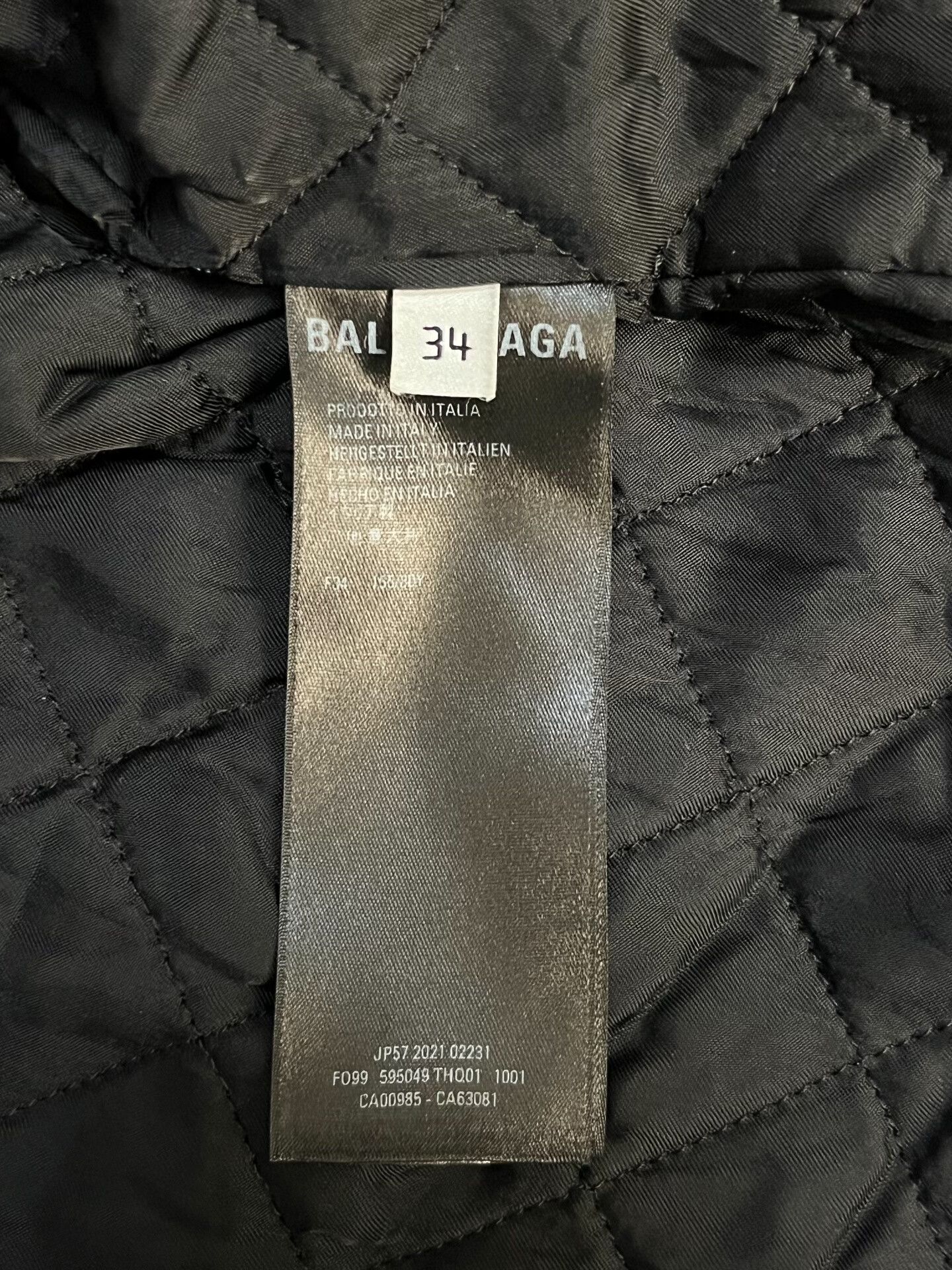 Balenciaga Balenciaga Fur Oversized Black Jacket 34 Women Size XS / US 0-2 / IT 36-38 - 4 Thumbnail