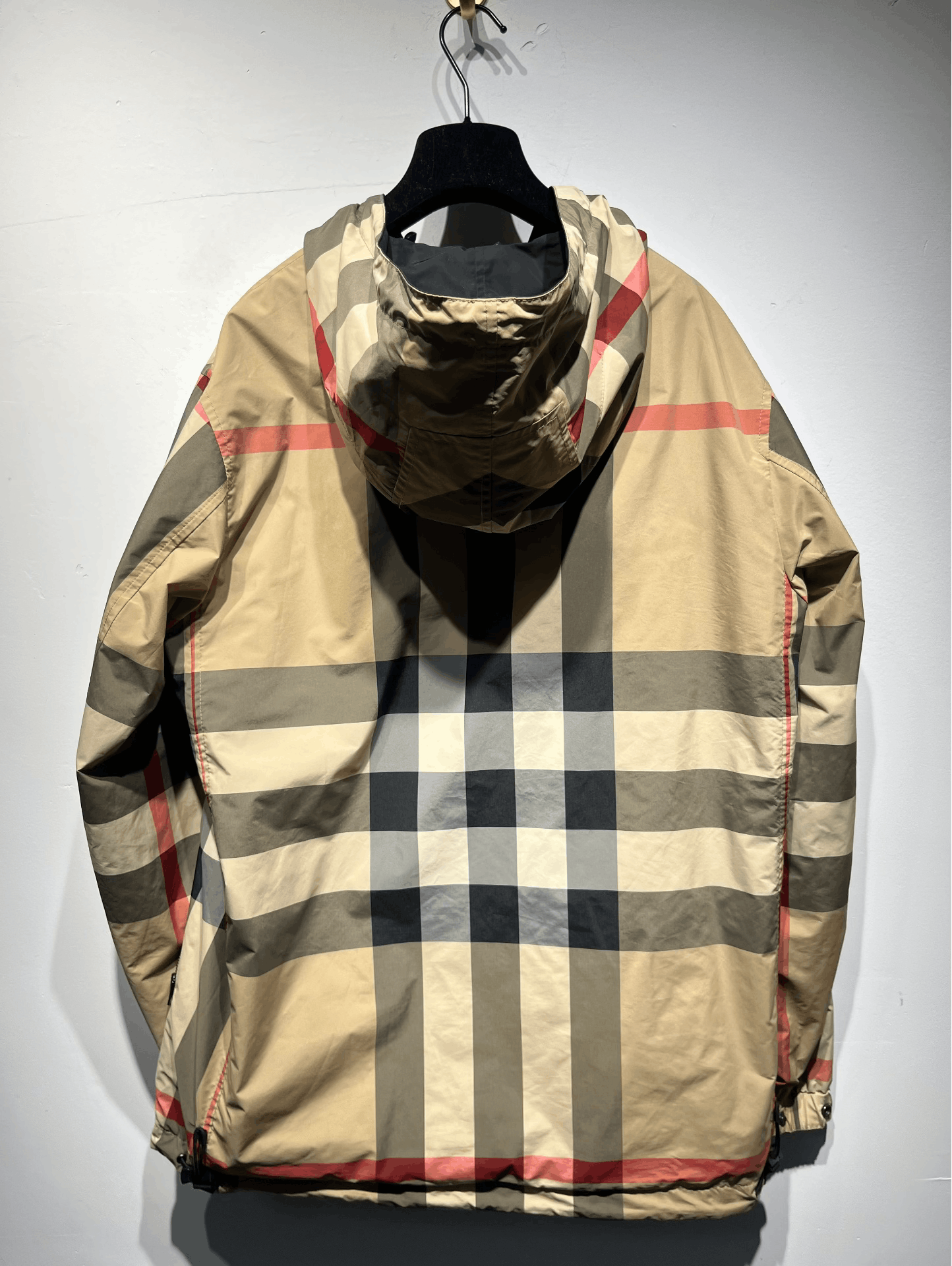 Burberry Burberry Light Jacket M Men Size US M / EU 48-50 / 2 - 4 Thumbnail