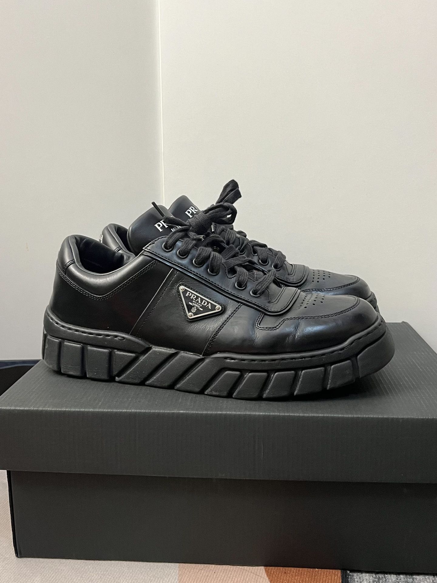 Prada Prada Leather Black Lowtop Sneakers 9 Men Size US 9 / EU 42 - 3 Thumbnail