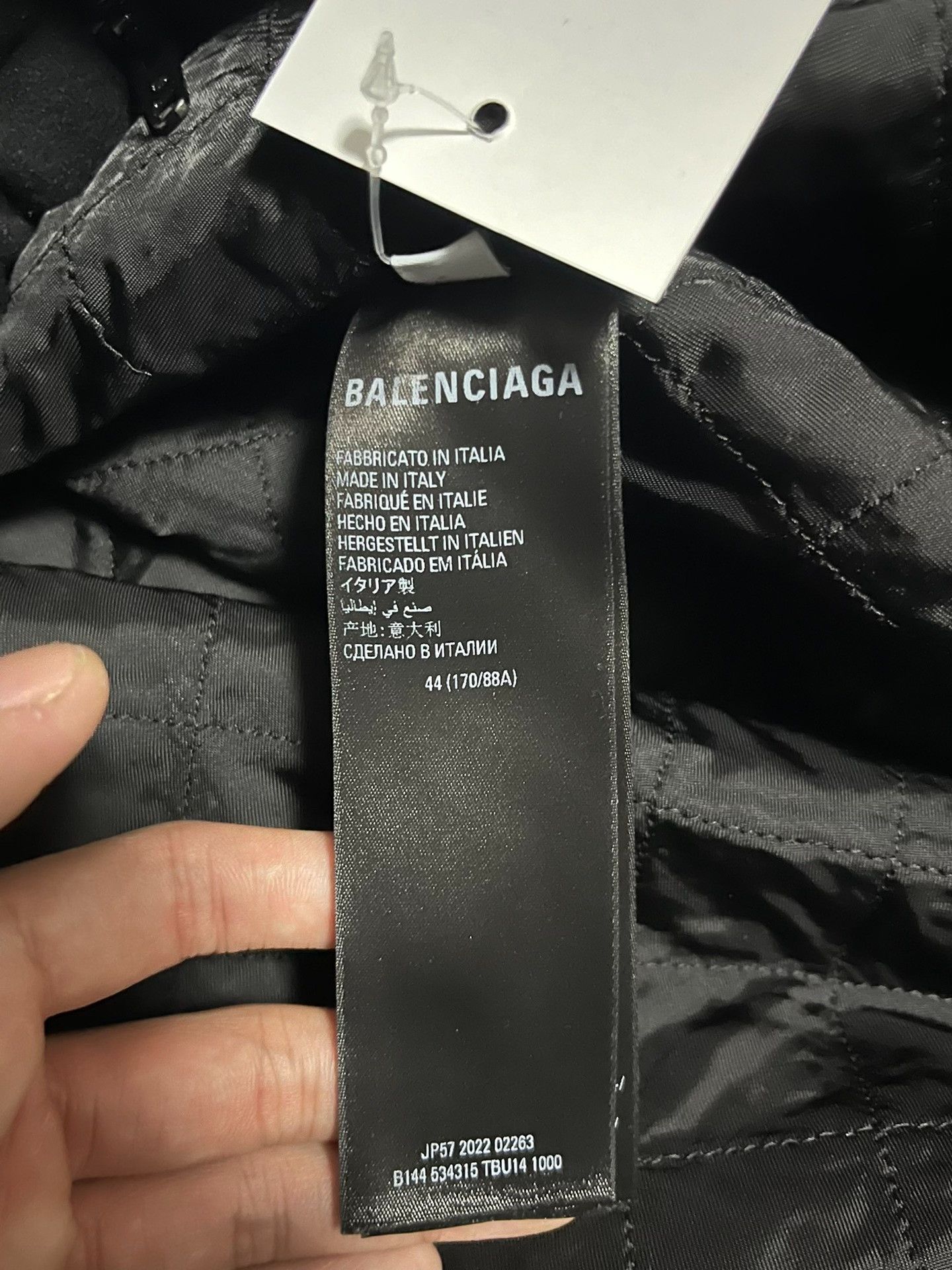 Balenciaga Balenciaga Retro Printed Black Light Jacket 44 Men Size US L / EU 52-54 / 3 - 4 Thumbnail