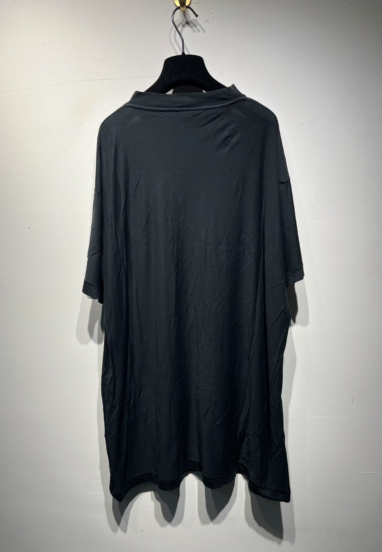 Balenciaga Balenciaga Retro Printed Black T-Shirt 1 Men Size US XS / EU 42 / 0 - 2 Thumbnail