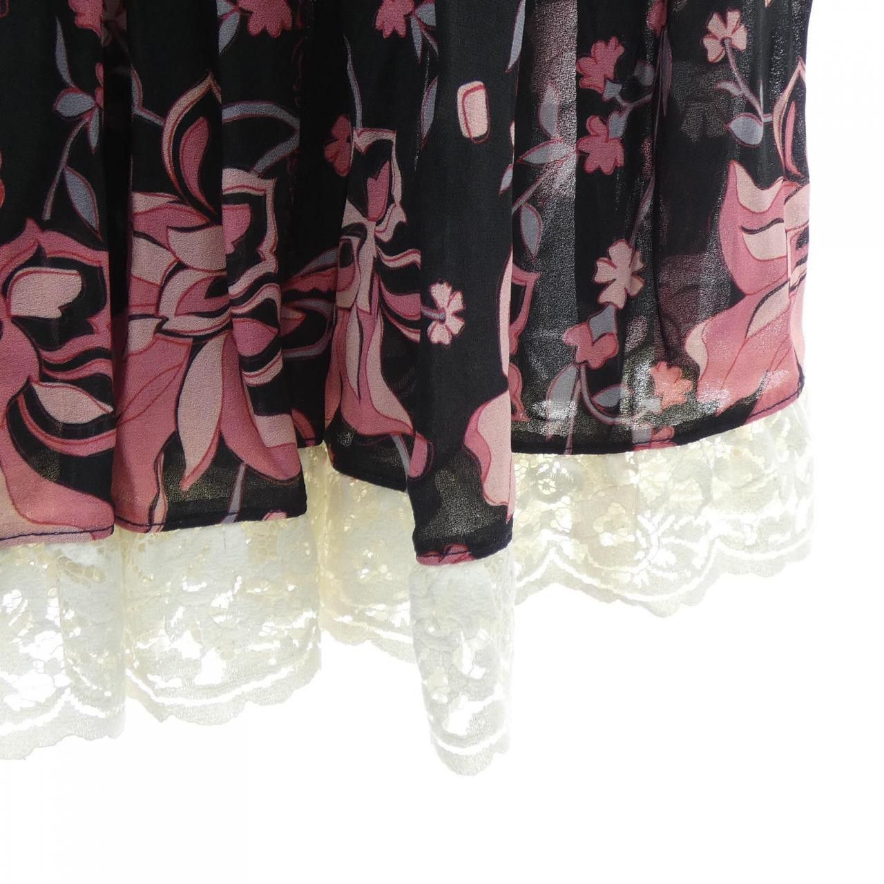 Gucci Gucci Gucci Skirt Textile Skirts 652724ZJP27 DUTY FREE for USA Size ONE SIZE - 6 Thumbnail