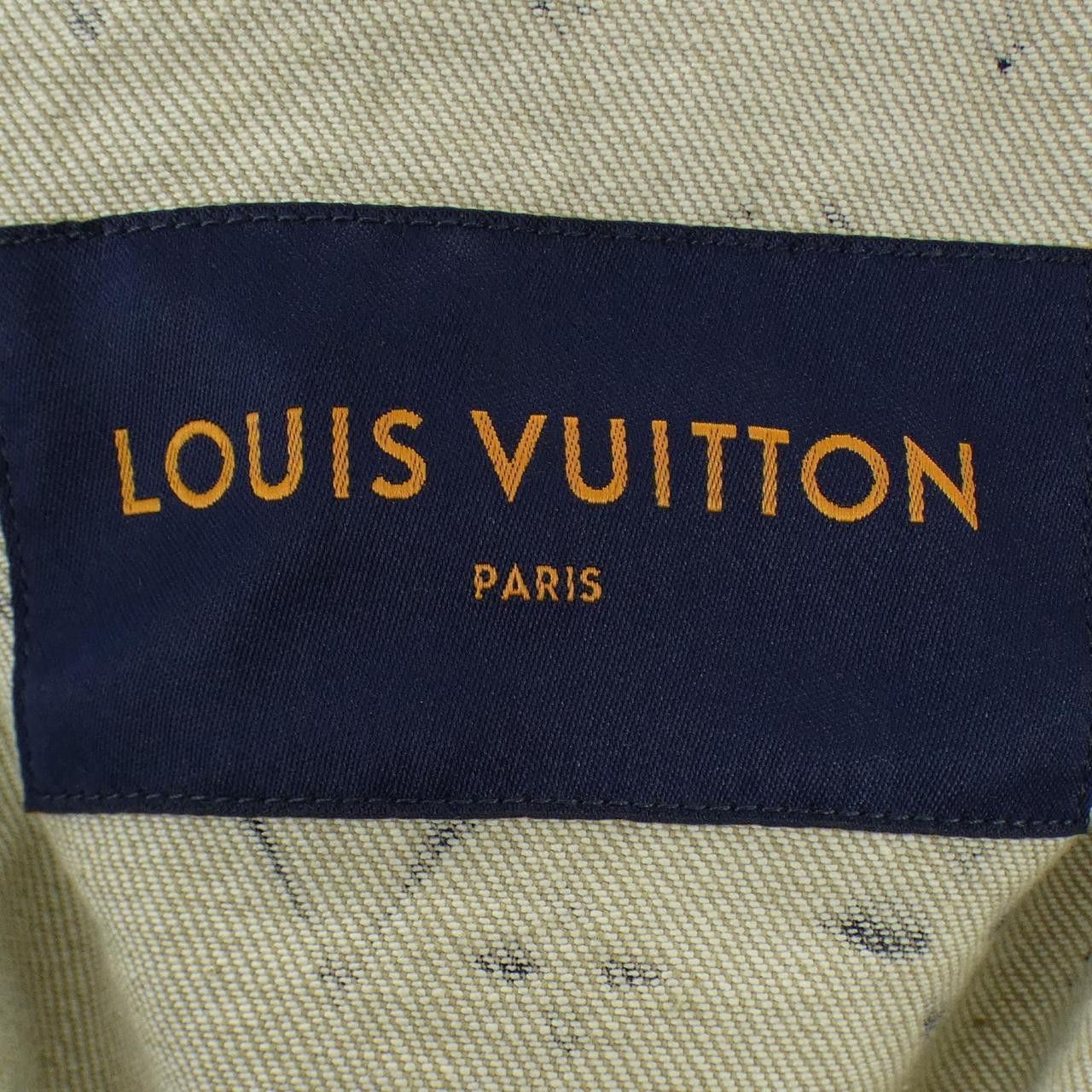 Louis Vuitton Louis Vuitton Louis Vuitton Monogram Denim Jacket Textile Outerwear HOA02WTC6 DUTY FREE for USA Size ONE SIZE - 4 Thumbnail