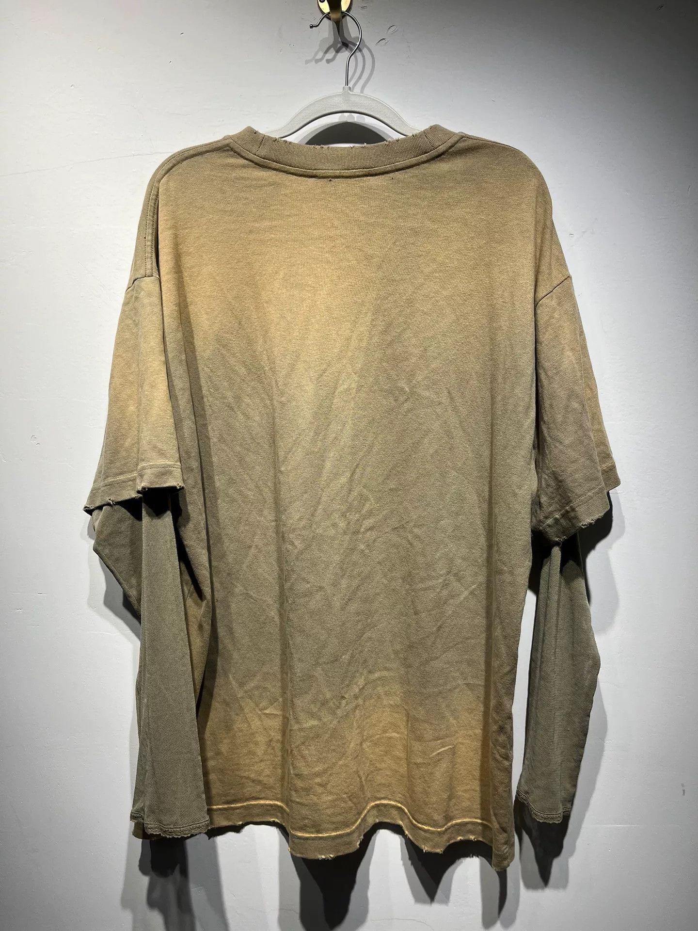 Acne Studios Acne Studios Printed Oversized T-Shirt XS Women Size XS / US 0-2 / IT 36-38 - 2 Thumbnail