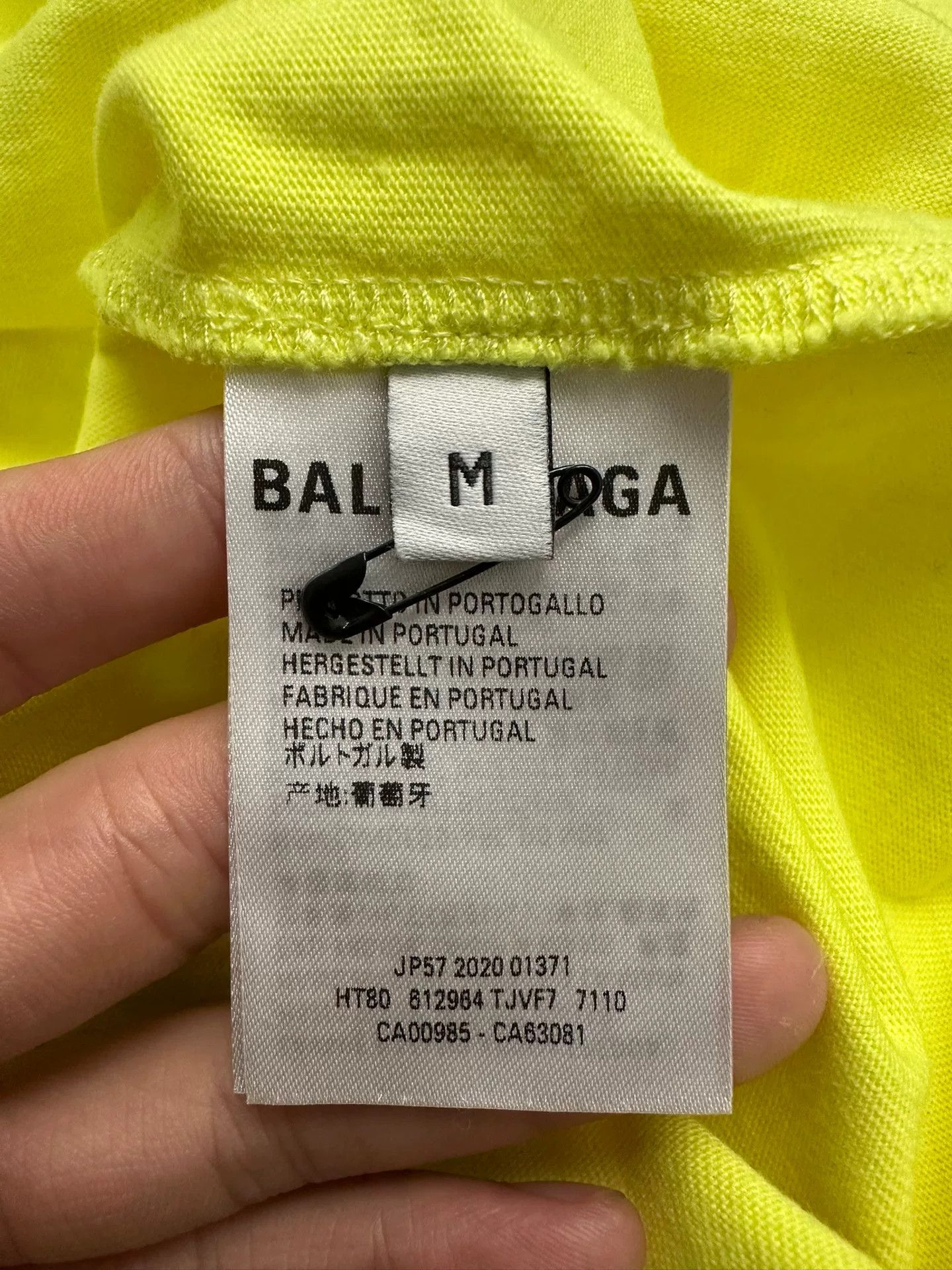 Balenciaga Balenciaga Retro Printed Yellow T-Shirt M Women Size M / US 6-8 / IT 42-44 - 3 Thumbnail