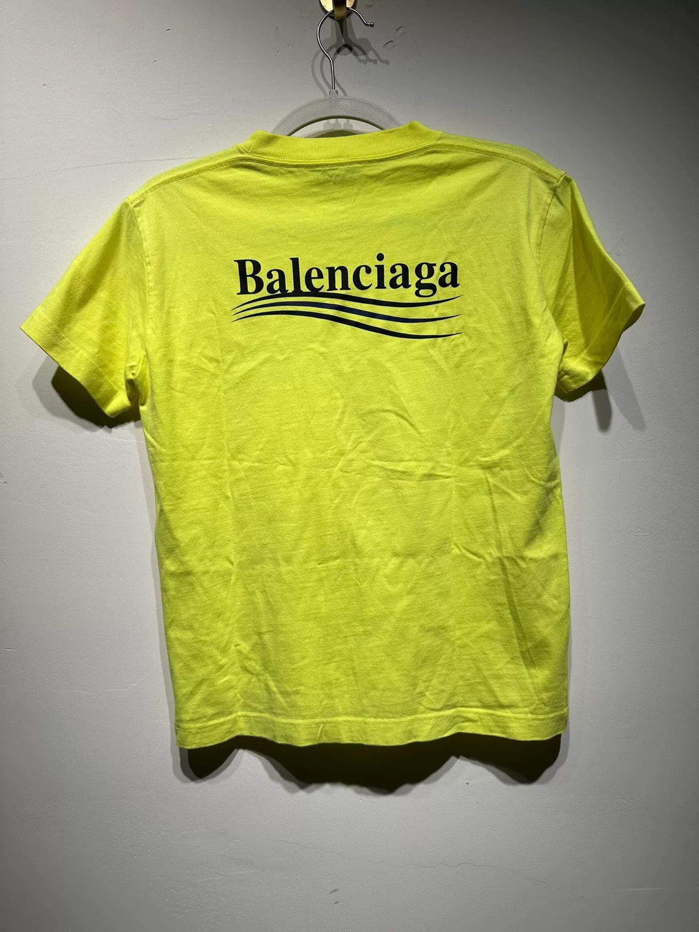 Balenciaga Balenciaga Retro Printed Yellow T-Shirt M Women Size M / US 6-8 / IT 42-44 - 2 Thumbnail