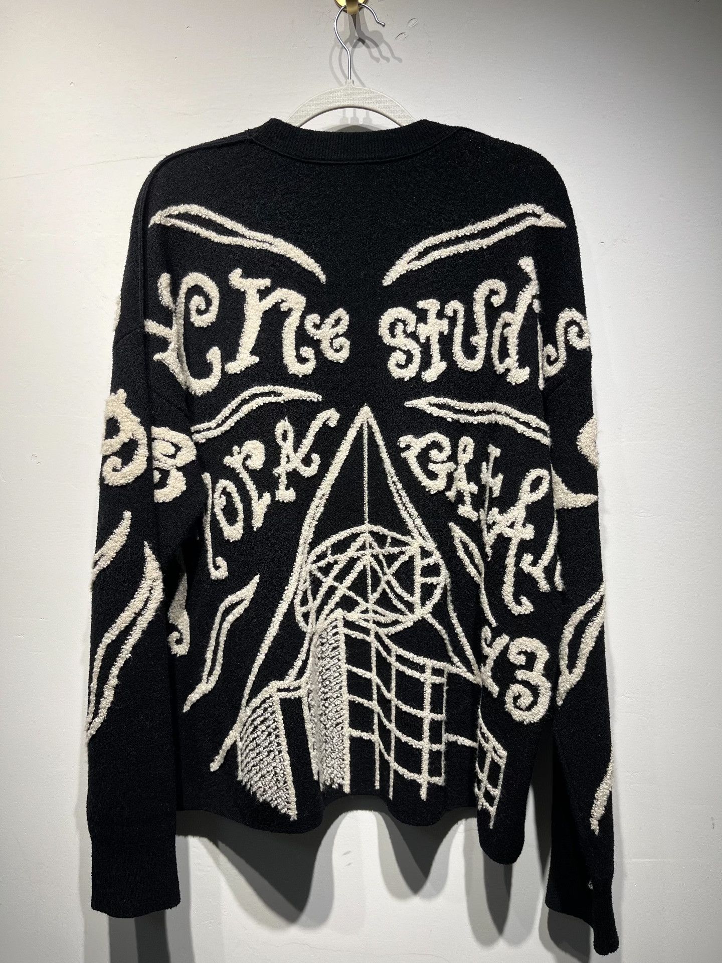 Acne Studios Acne Studios Printed Sweater S Men Size US S / EU 44-46 / 1 - 2 Thumbnail