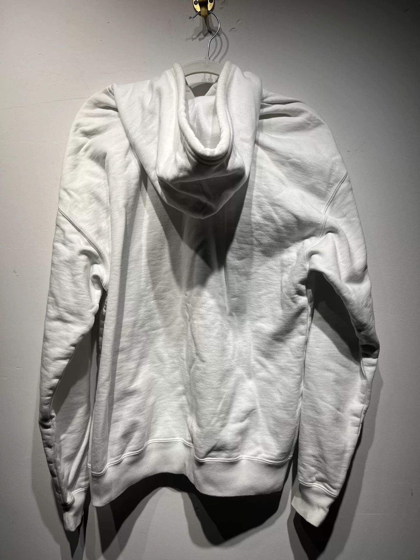 Balenciaga Balenciaga Printed Hoodie XS Women Size XS / US 0-2 / IT 36-38 - 2 Thumbnail