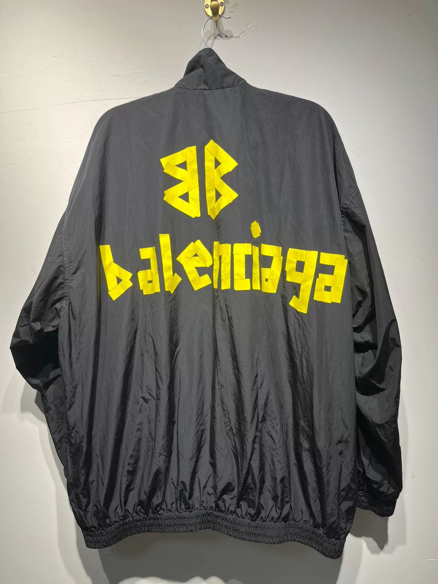 Balenciaga Balenciaga Printed Yellow Light Jacket XS Men Size US XS / EU 42 / 0 - 2 Thumbnail