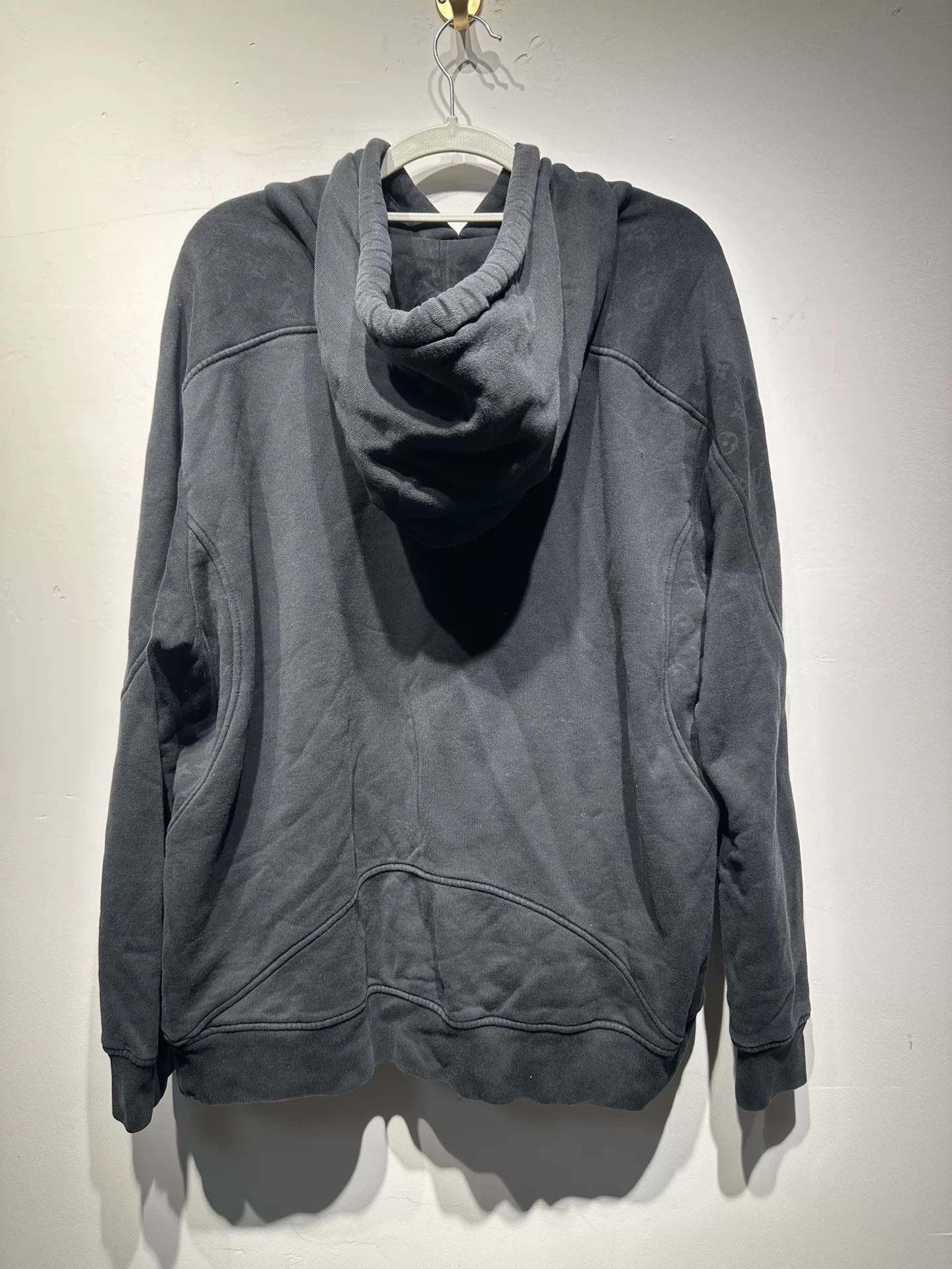 Louis Vuitton Louis Vuitton Black Hoodie XXL Men Size US XXL / EU 58 / 5 - 2 Thumbnail