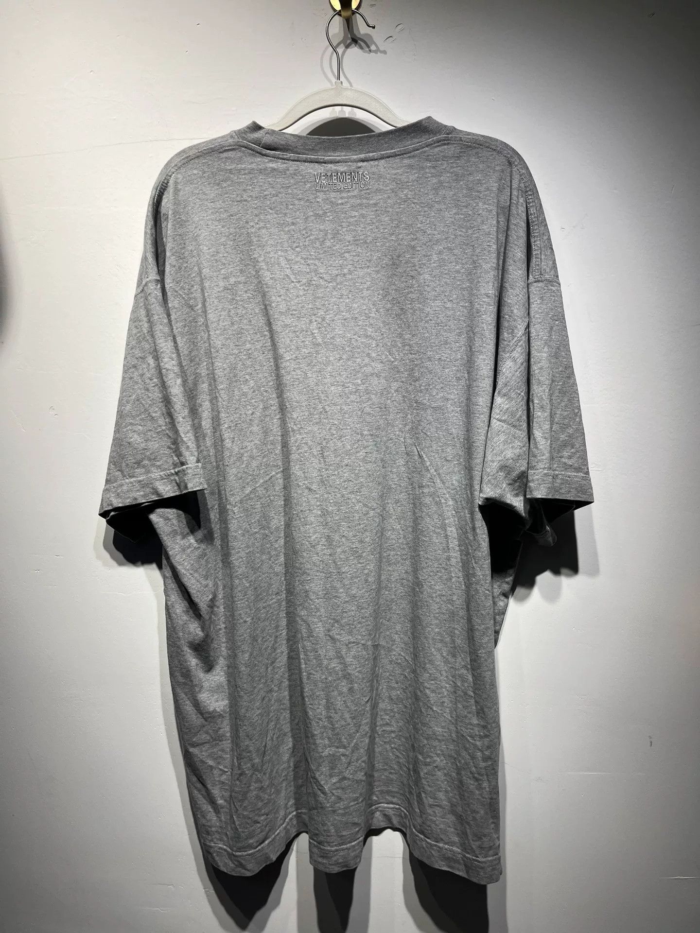 Vetements Vetements Retro Gray T-Shirt XS Men Size US XS / EU 42 / 0 - 3 Thumbnail