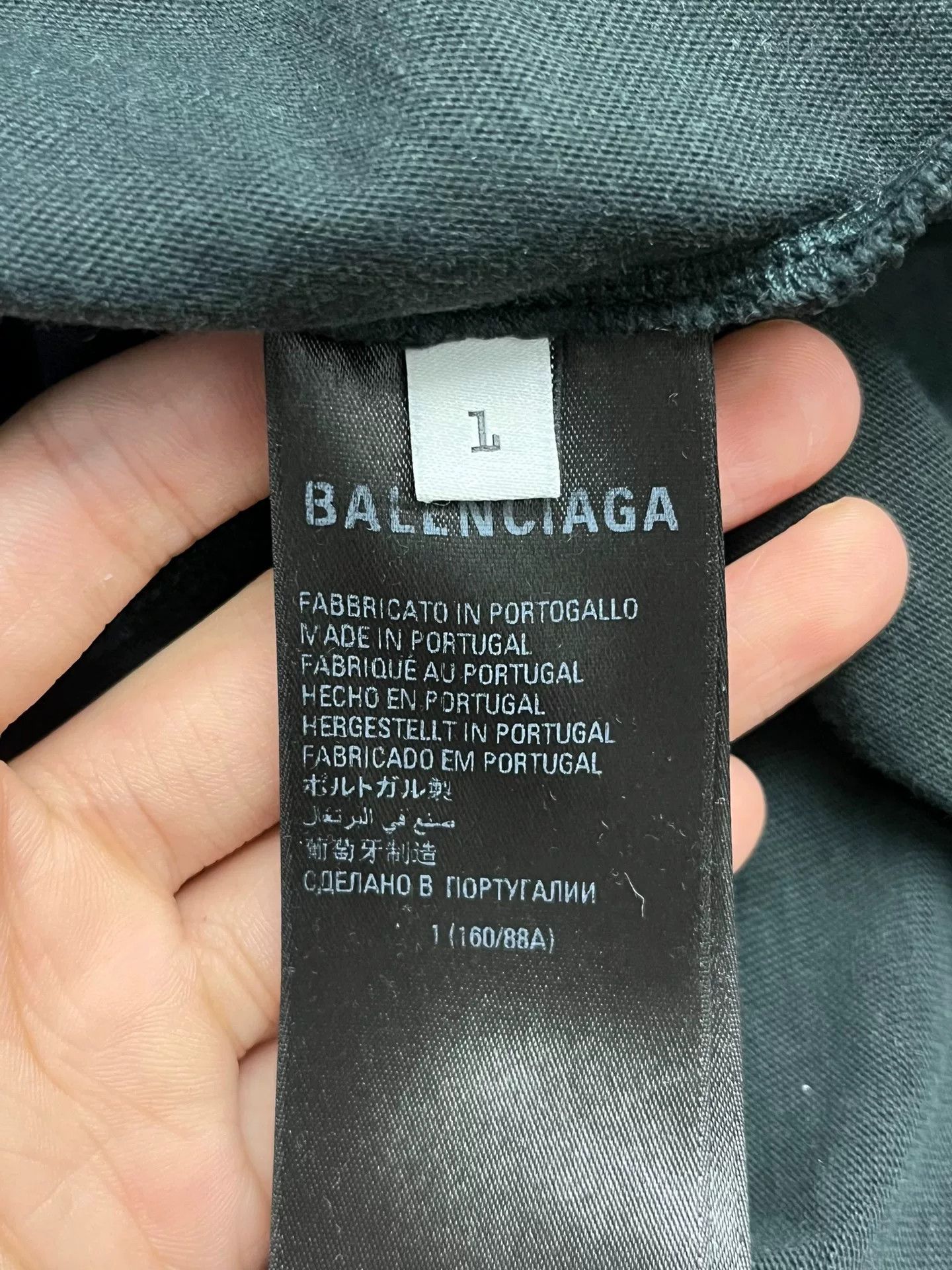 Balenciaga Balenciaga Collab Embroidered T-Shirt L Men Size US L / EU 52-54 / 3 - 3 Thumbnail