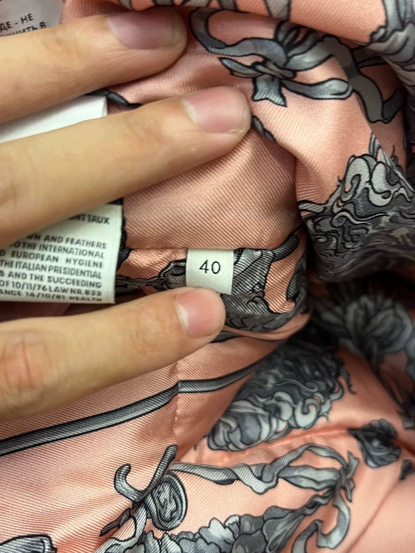 Gucci Gucci Down Pink Down Jacket 40 Women Size M / US 6-8 / IT 42-44 - 4 Thumbnail
