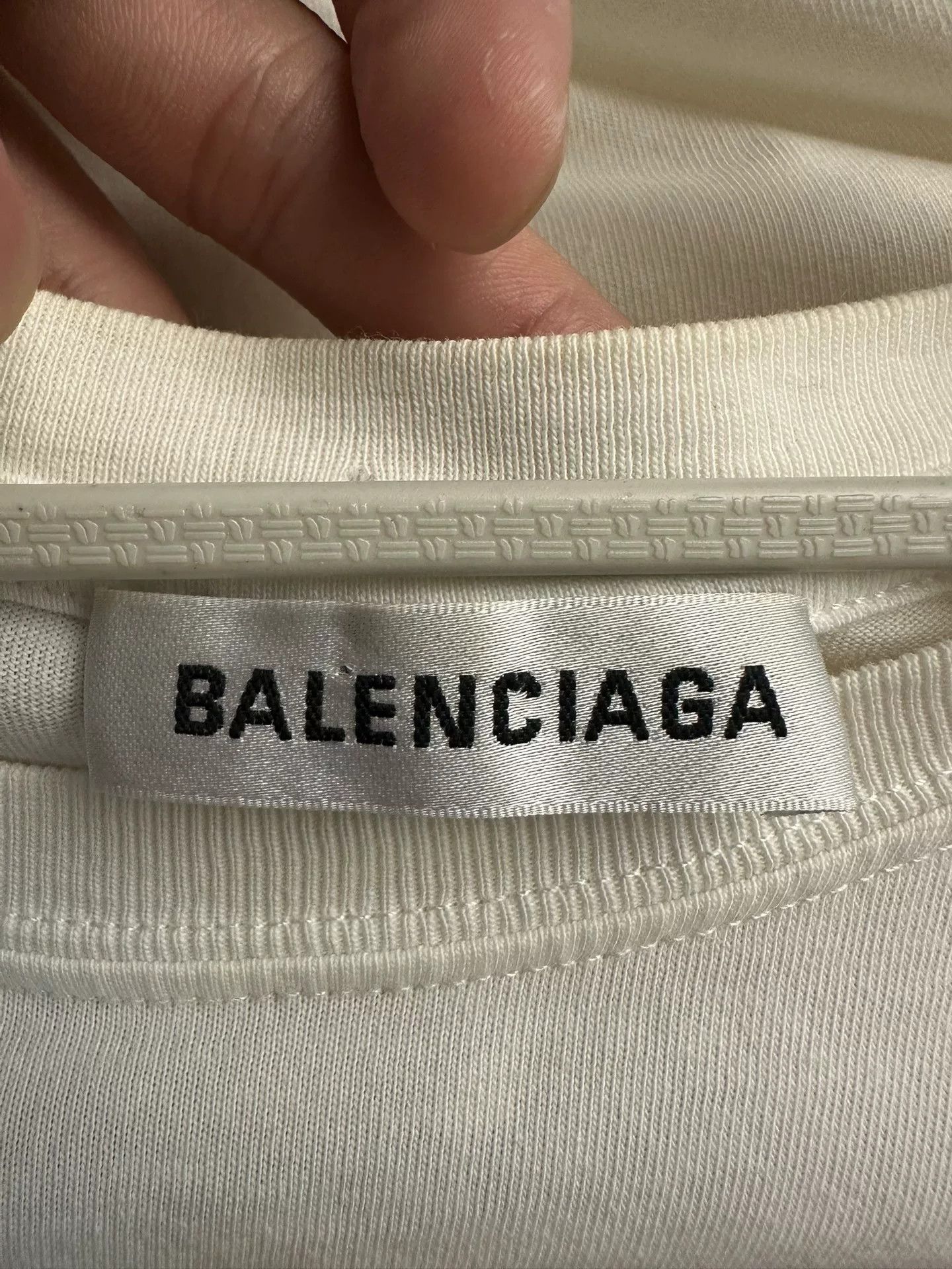 Balenciaga Balenciaga Retro Printed White T-Shirt S Men Size US S / EU 44-46 / 1 - 3 Thumbnail