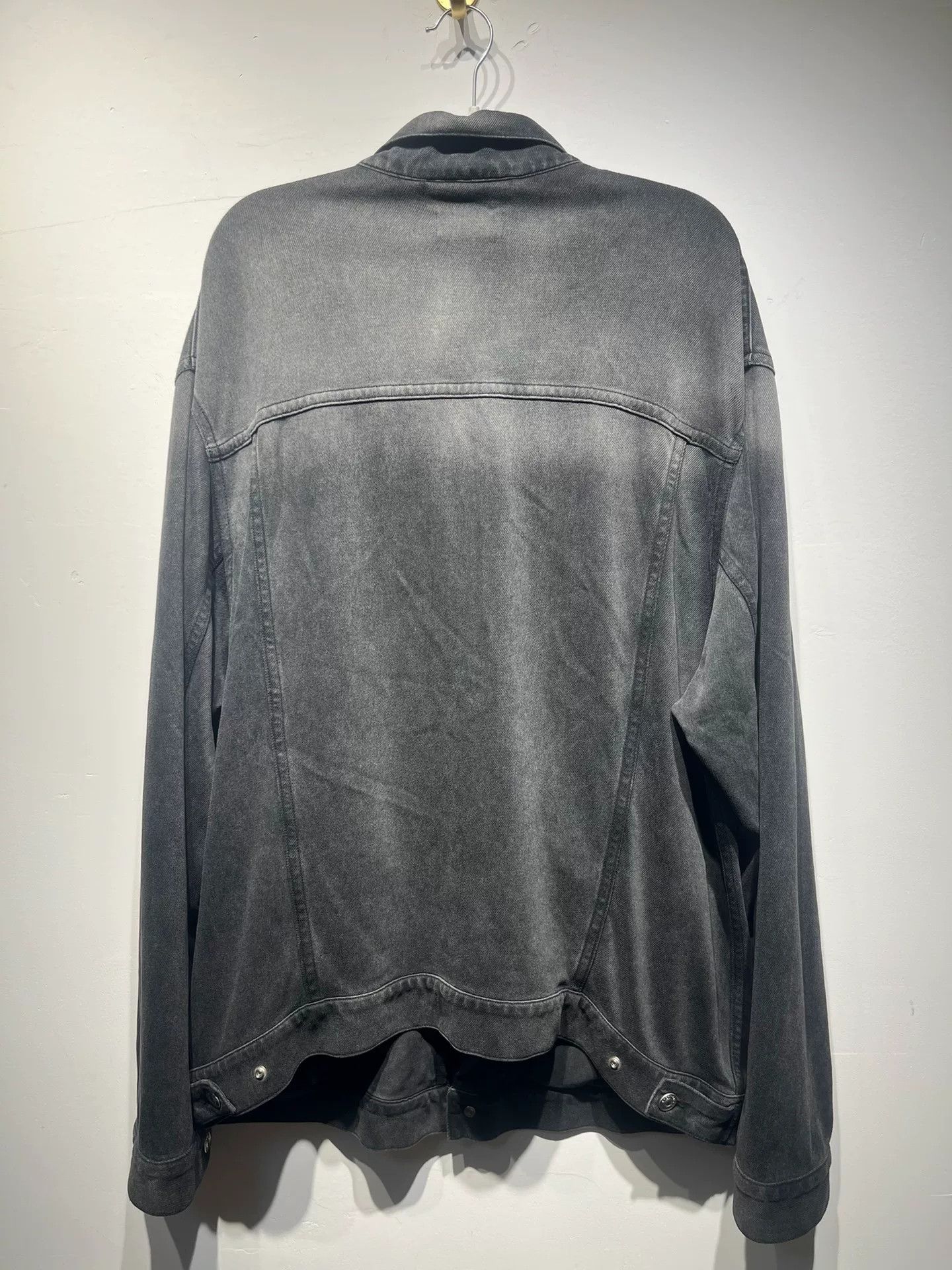 Balenciaga Balenciaga Casual Gradient Multi Light Jacket XS Men Size US XS / EU 42 / 0 - 2 Thumbnail