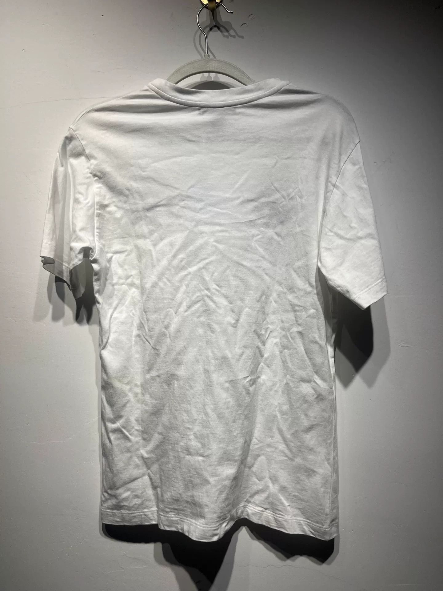 Louis Vuitton Louis Vuitton Printed White T-Shirt S Women Size S / US 4 / IT 40 - 3 Thumbnail