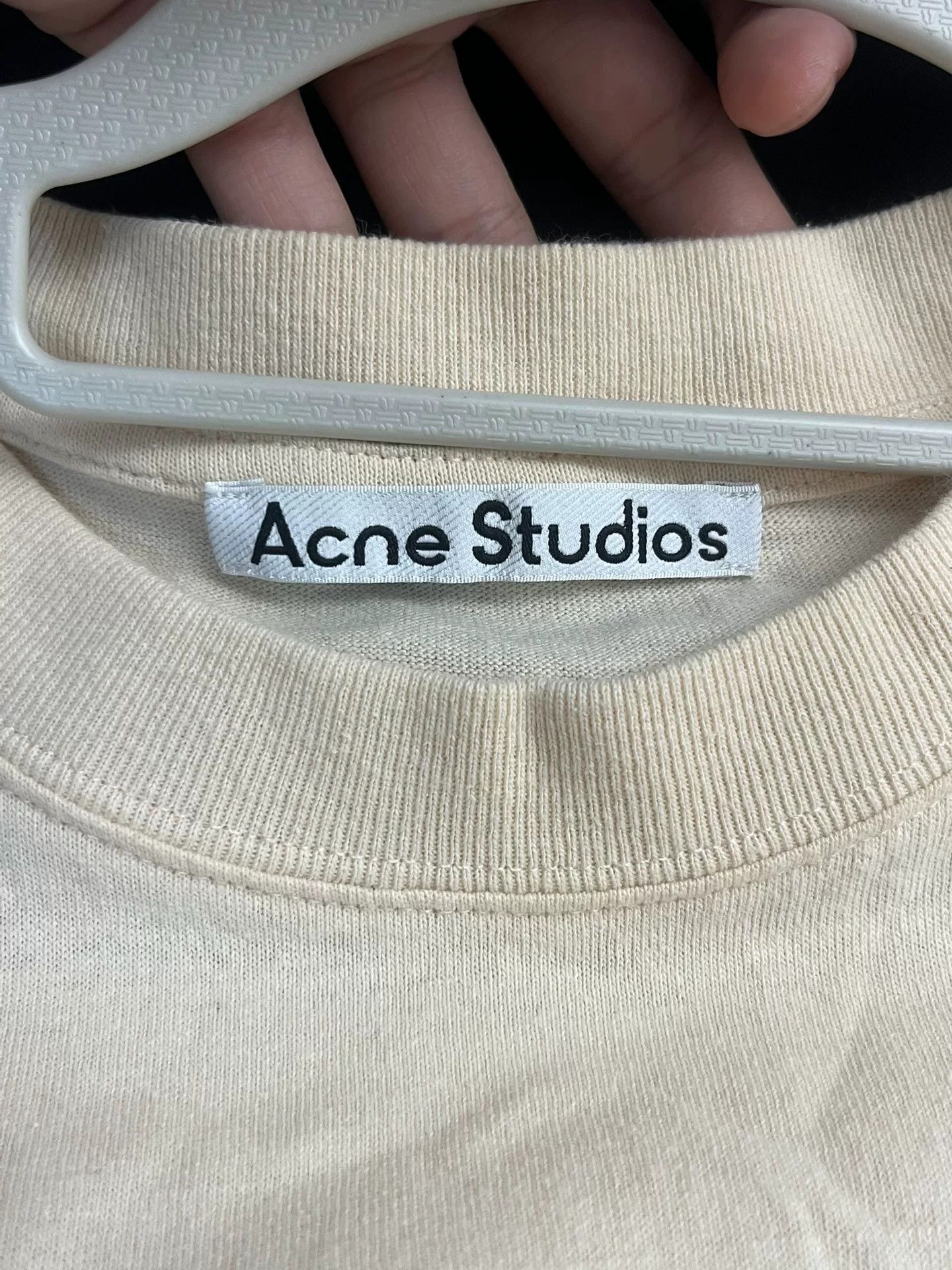 Acne Studios Acne Studios Printed Graphic White T-Shirt S Women Size S / US 4 / IT 40 - 3 Thumbnail