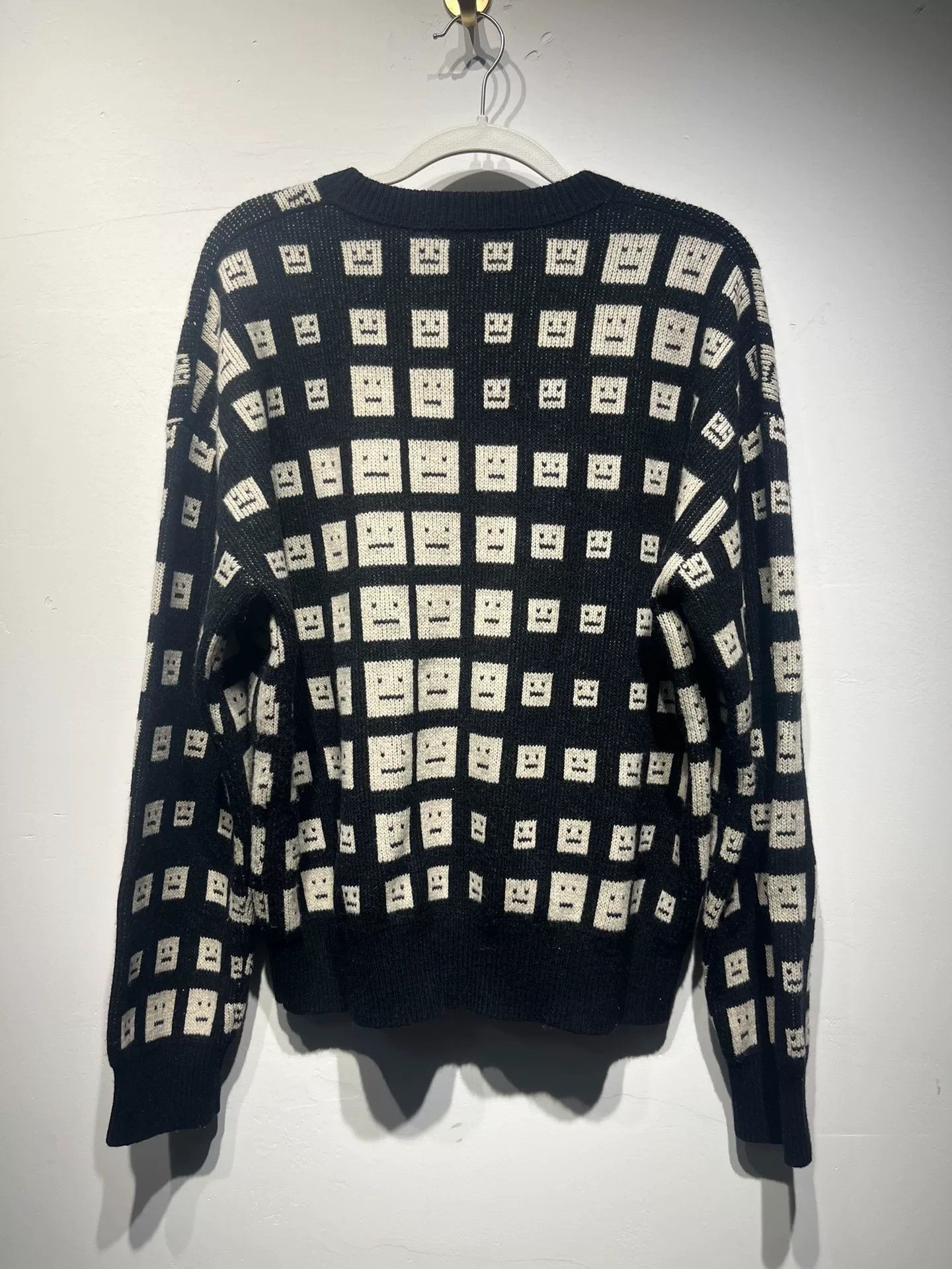 Acne Studios Acne Studios Knit Sweater XS Women Size XS / US 0-2 / IT 36-38 - 2 Thumbnail