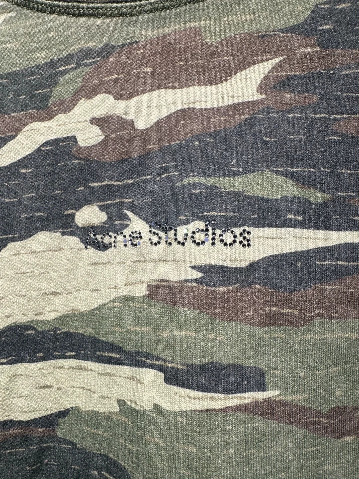 Acne Studios Acne Studios Camo Graphic Green T-Shirt M Men Size US M / EU 48-50 / 2 - 3 Thumbnail