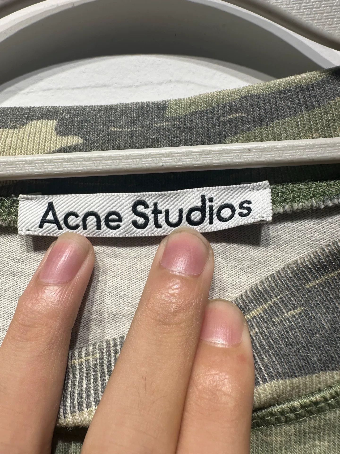 Acne Studios Acne Studios Camo Graphic Green T-Shirt M Men Size US M / EU 48-50 / 2 - 4 Thumbnail