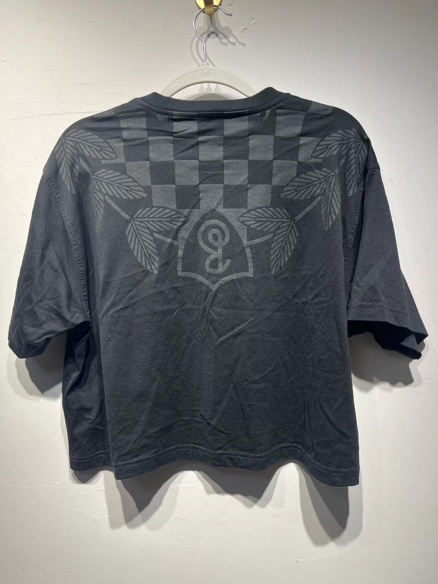 Burberry Burberry Black T-Shirt S Women Size S / US 4 / IT 40 - 2 Thumbnail