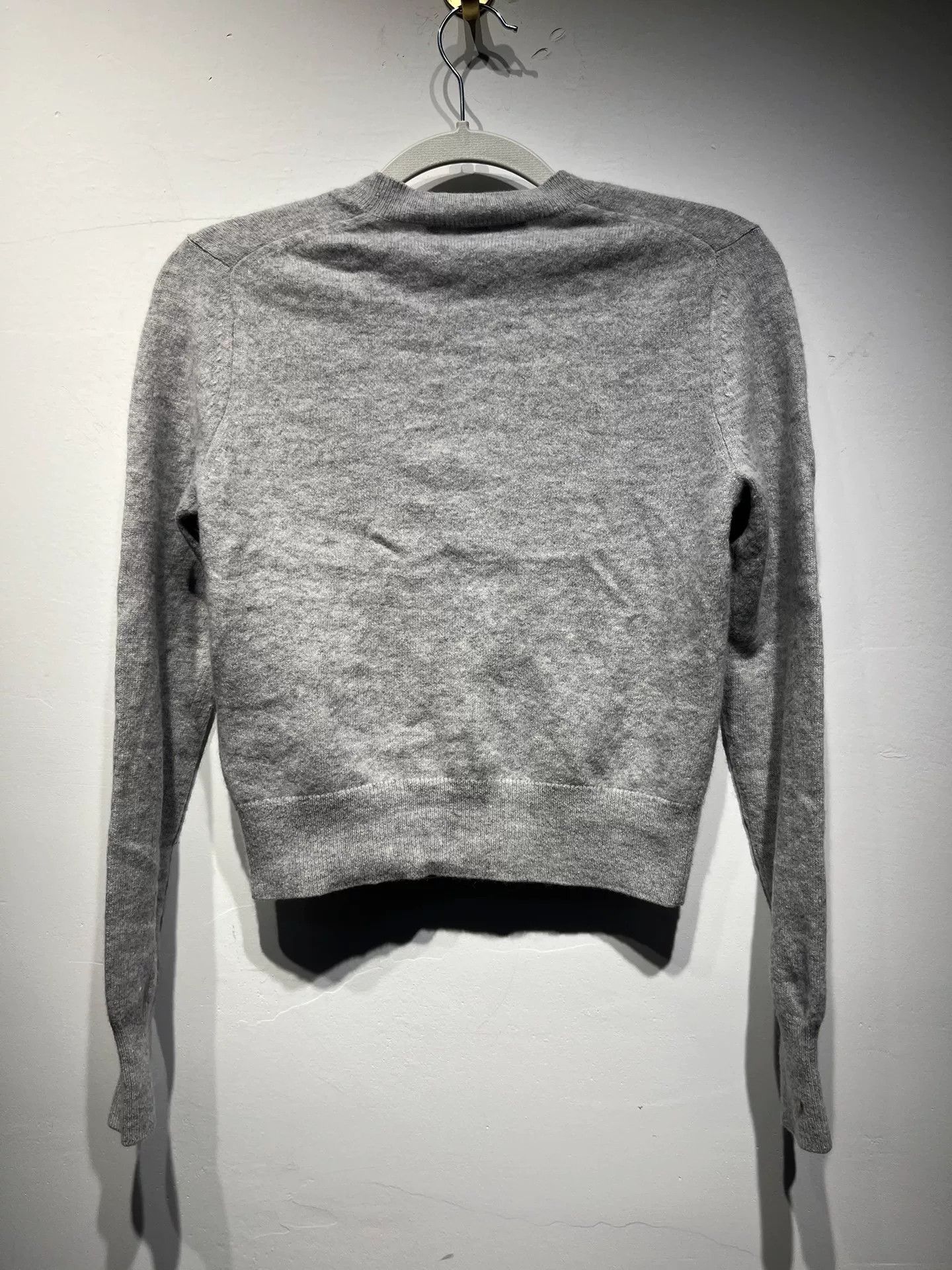 Acne Studios Acne Studios Gray Sweater XXS Women Size XXS / US 00 / IT 34 - 2 Thumbnail