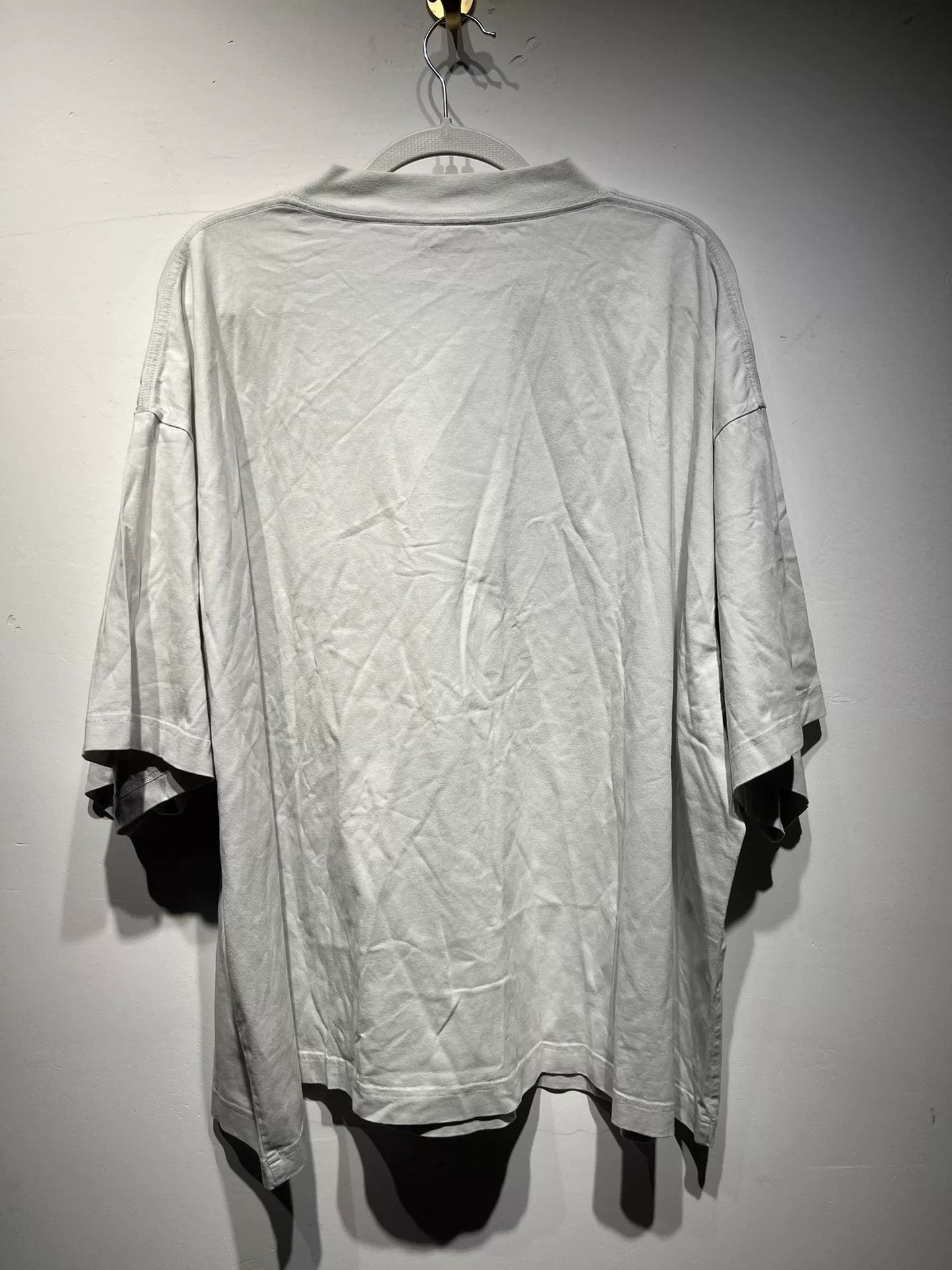 Balenciaga Balenciaga Limited Printed White T-Shirt 4 Men Size US XS / EU 42 / 0 - 2 Thumbnail