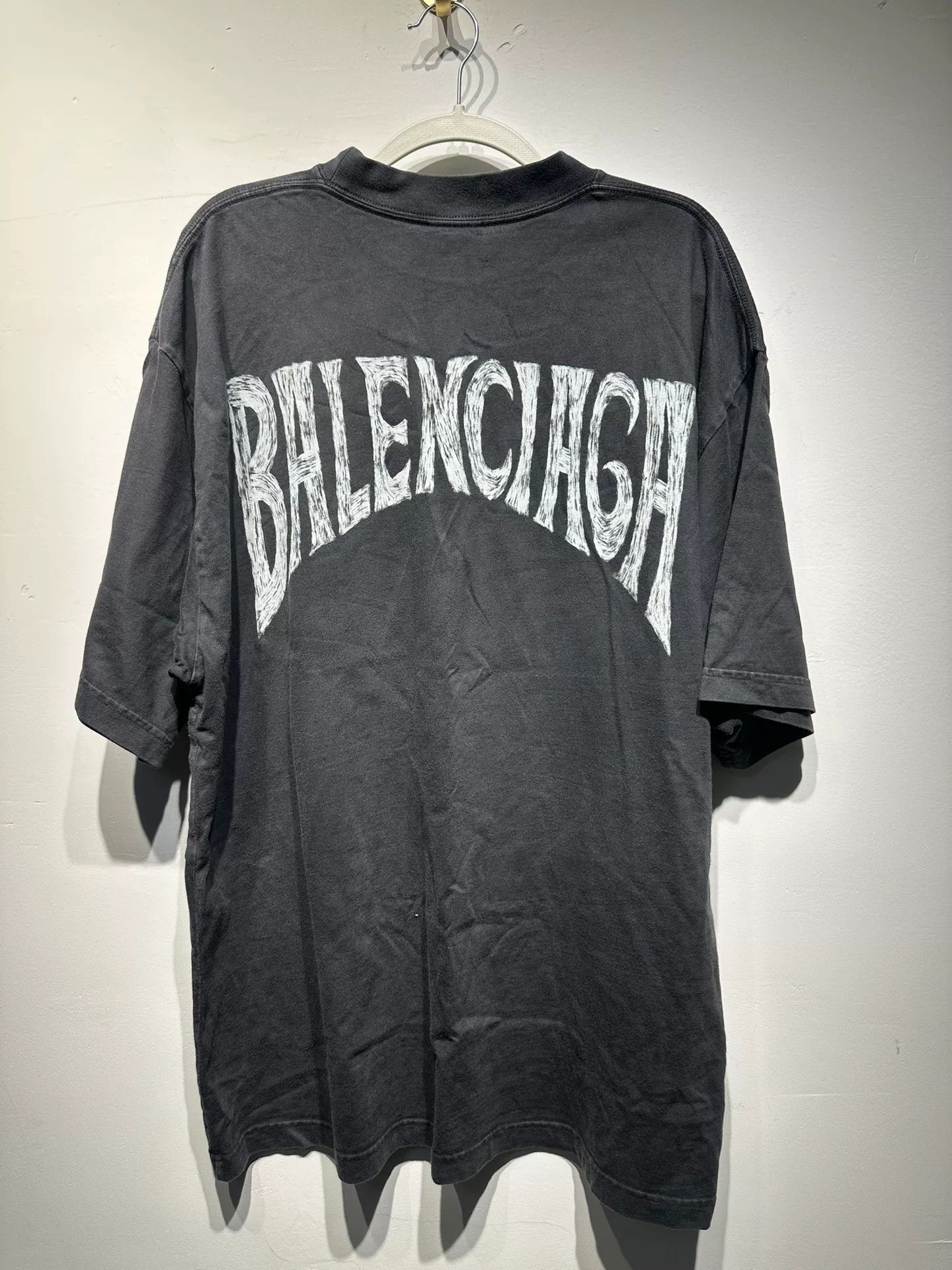 Balenciaga Balenciaga Printed Black T-Shirt M Men Size US M / EU 48-50 / 2 - 2 Thumbnail