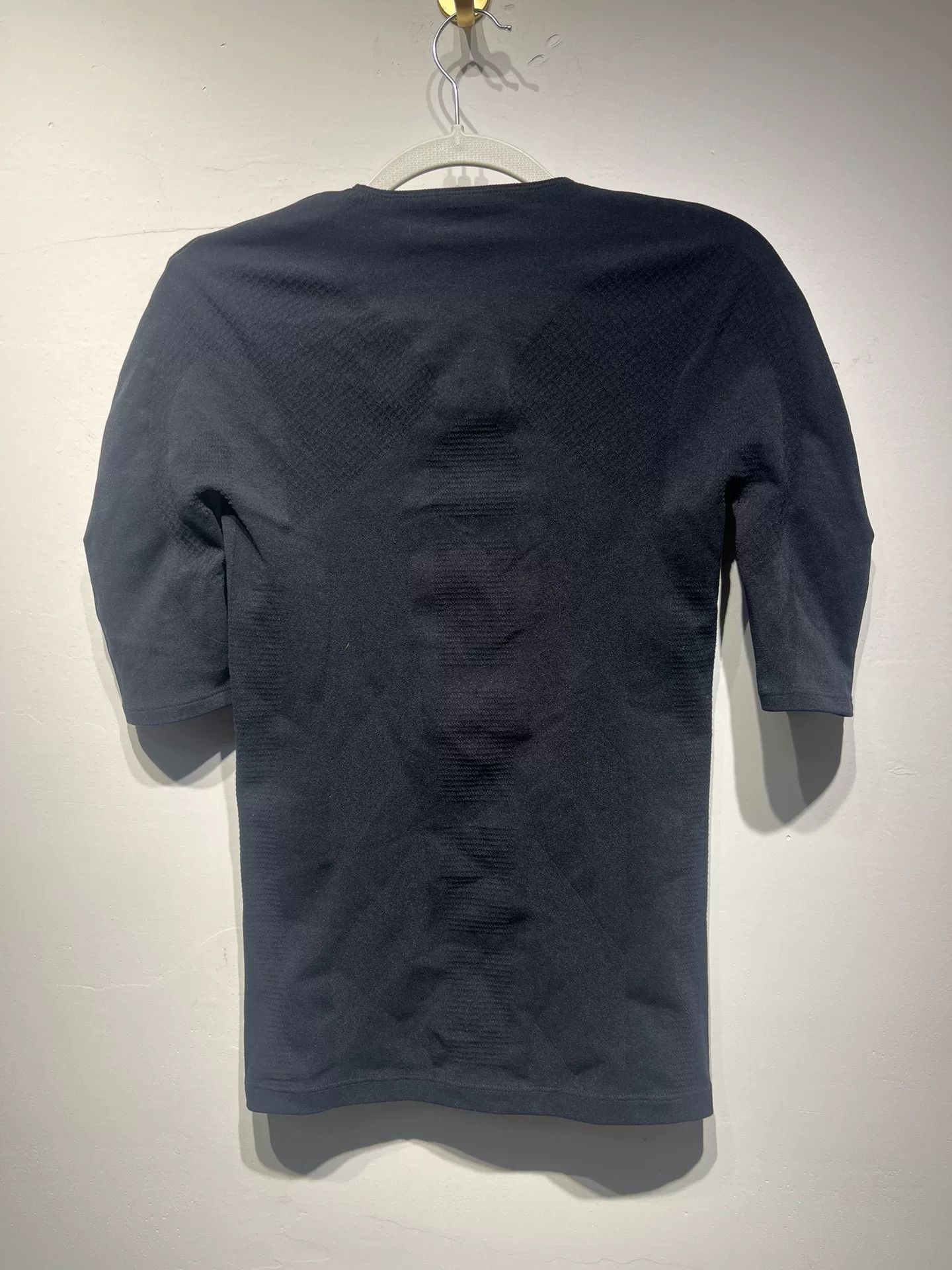 Balenciaga Balenciaga Printed T-Shirt 38 Women Size S / US 4 / IT 40 - 2 Thumbnail