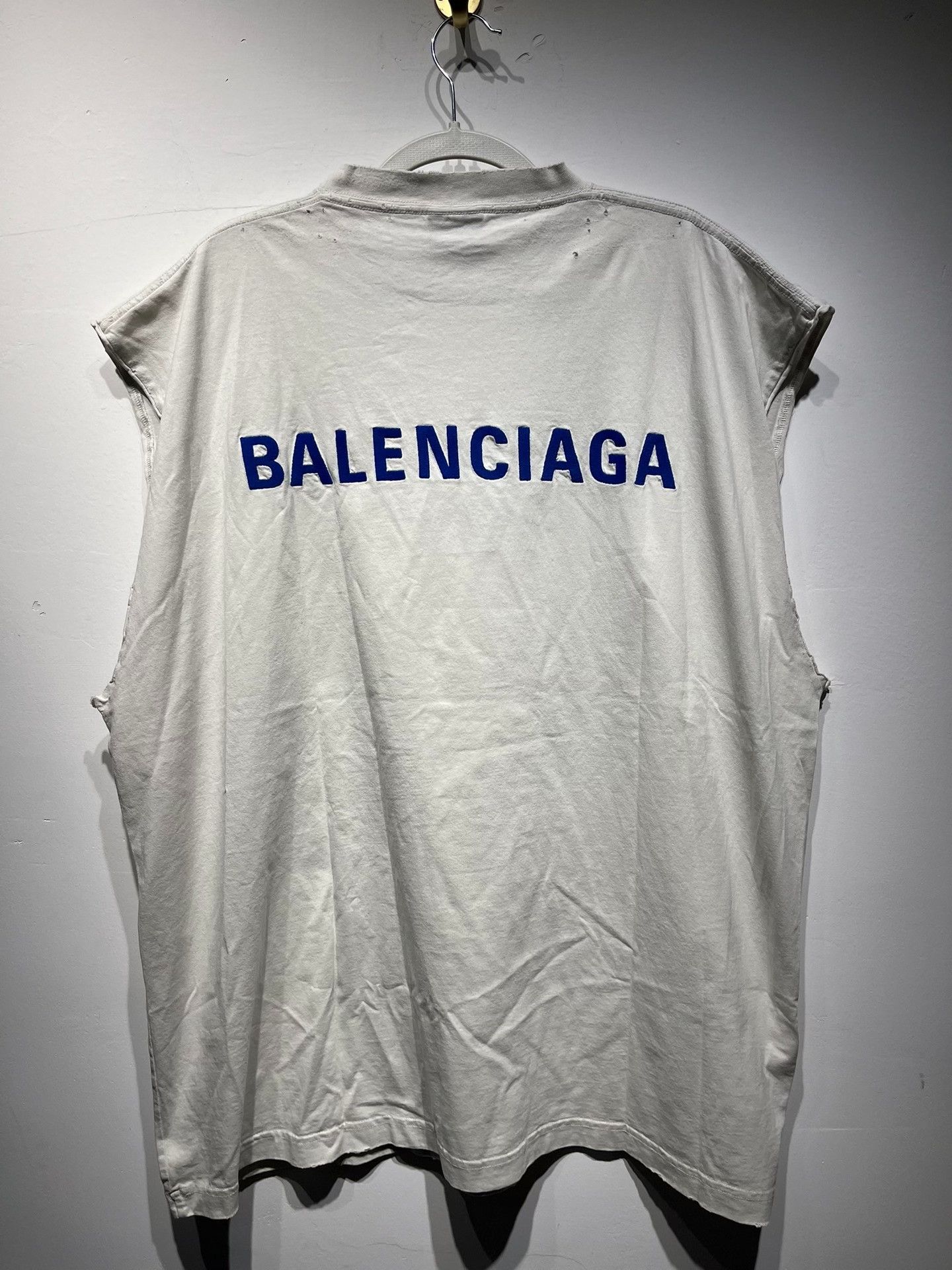 Balenciaga Balenciaga Embroidered T-Shirt 2 Women Size XS / US 0-2 / IT 36-38 - 2 Thumbnail