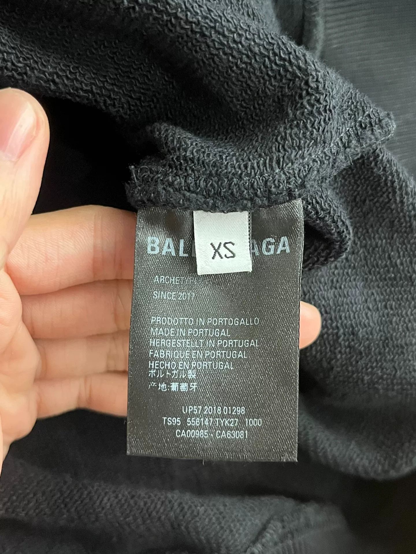 Balenciaga Balenciaga Retro Black Hoodie XS Women Size XS / US 0-2 / IT 36-38 - 4 Thumbnail