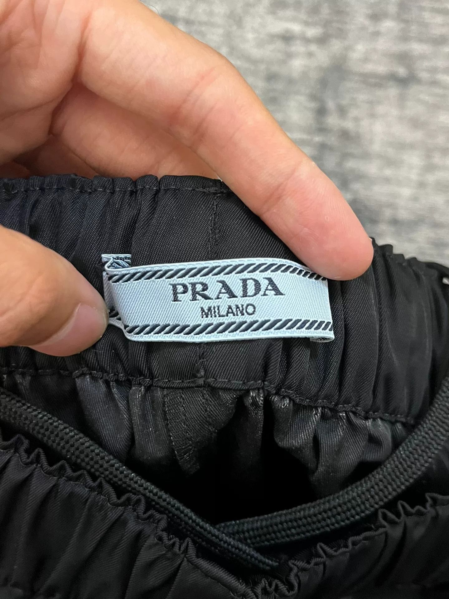Prada Prada Nylon Shorts 38 Men Size US 38 / EU 54 - 2 Thumbnail