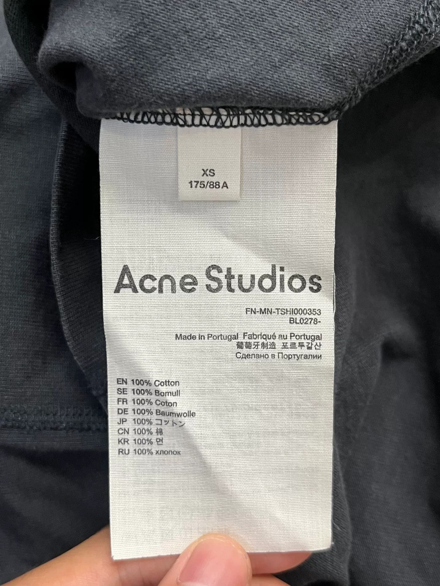 Acne Studios Acne Studios Printed Oversized Black T-Shirt XS Men Size US XS / EU 42 / 0 - 4 Thumbnail