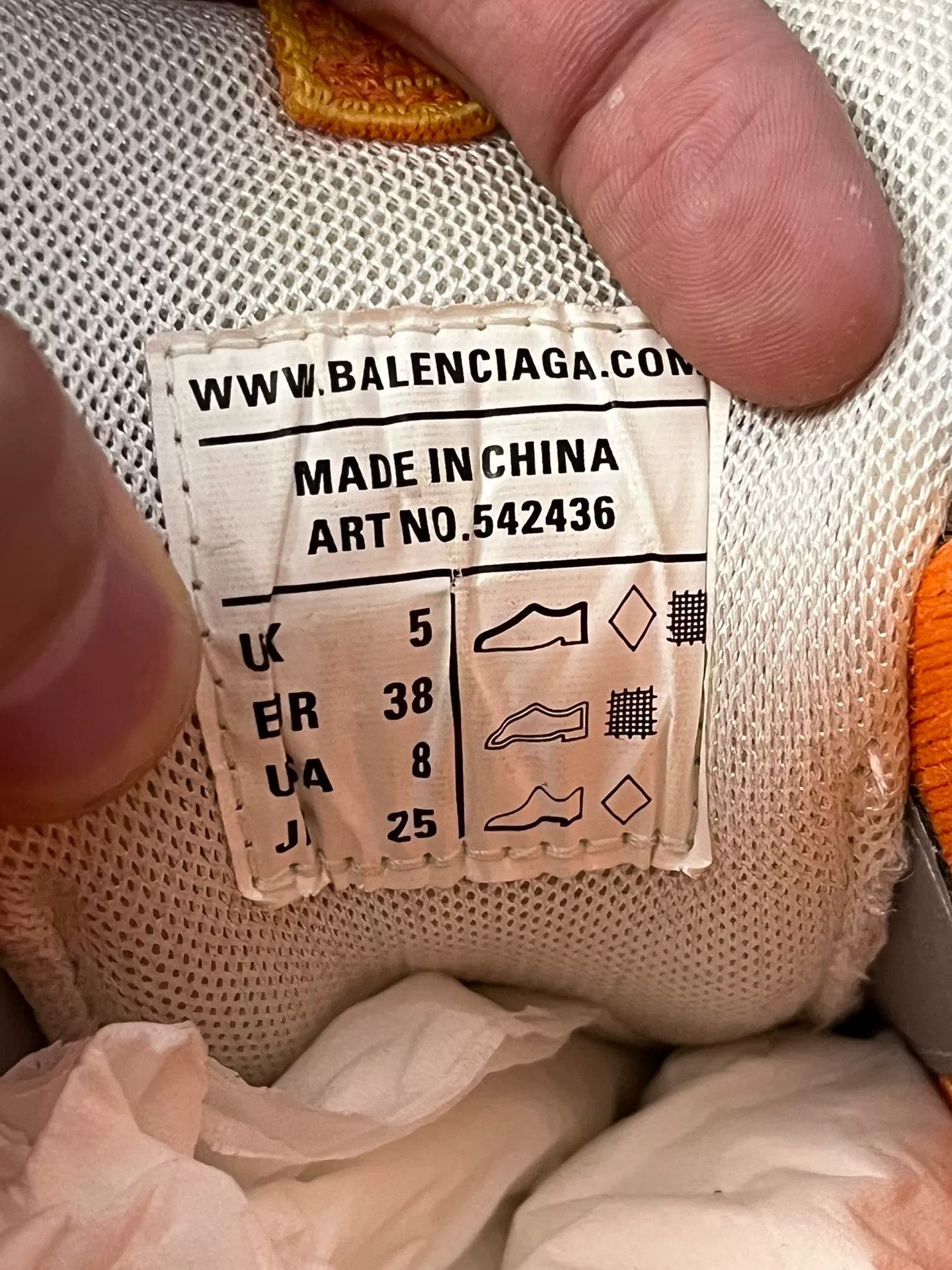 Balenciaga Balenciaga White Lowtop Sneakers 38 Women Size US 7.5 / IT 37.5 - 6 Thumbnail