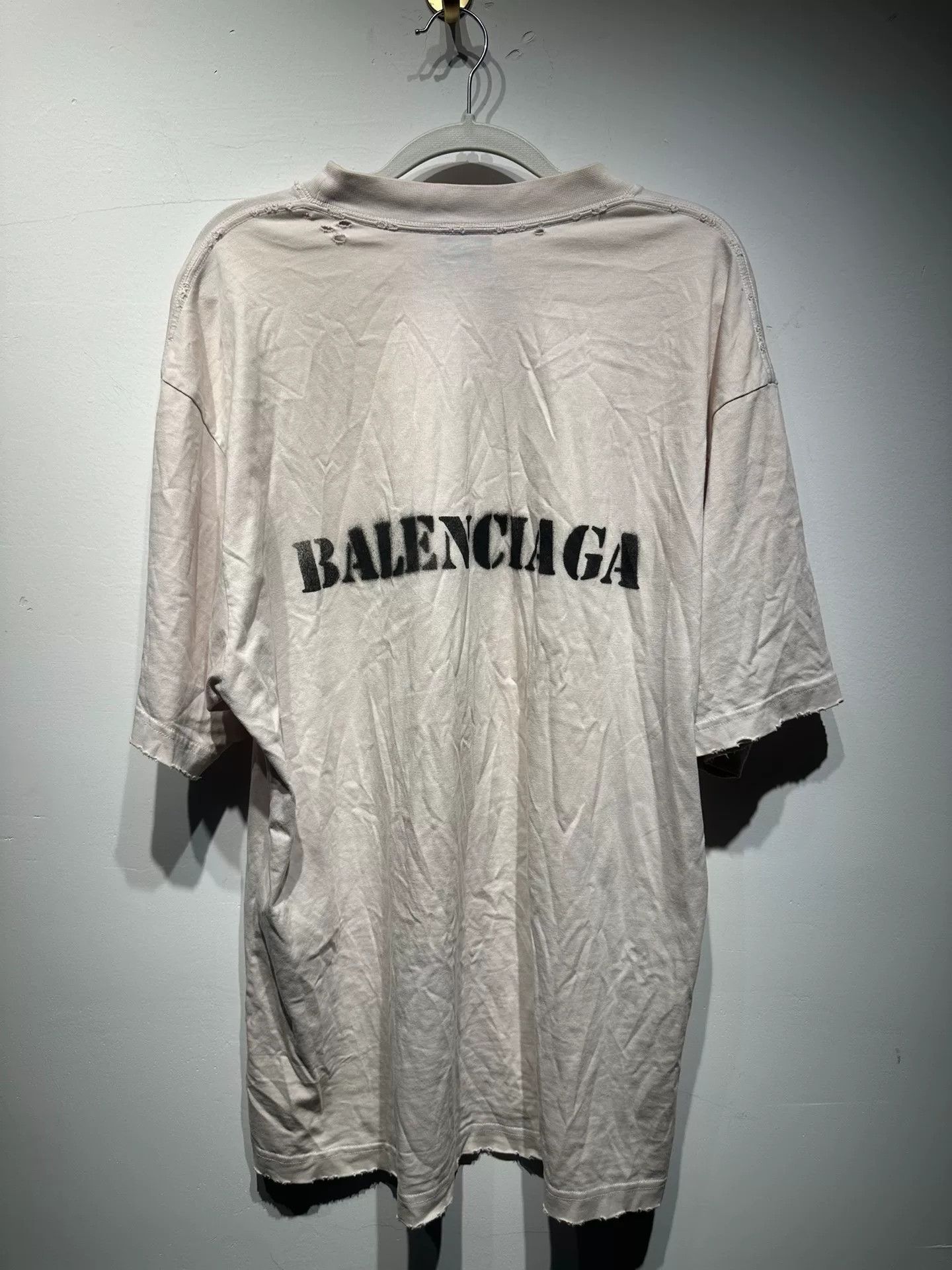 Balenciaga Balenciaga White T-Shirt S Men Size US S / EU 44-46 / 1 - 3 Thumbnail